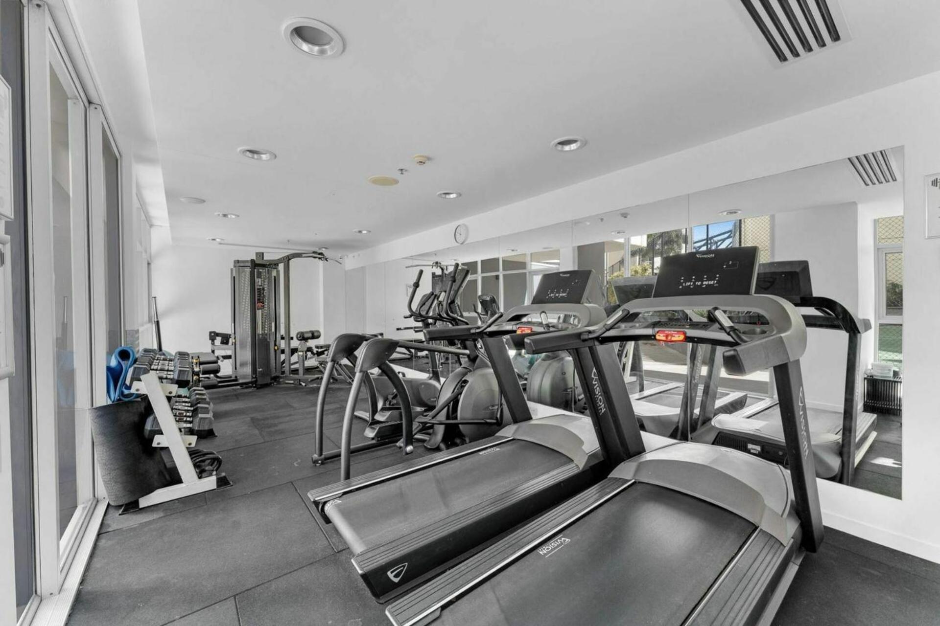 River Views 2 Bed 2 Bath Secure Parking