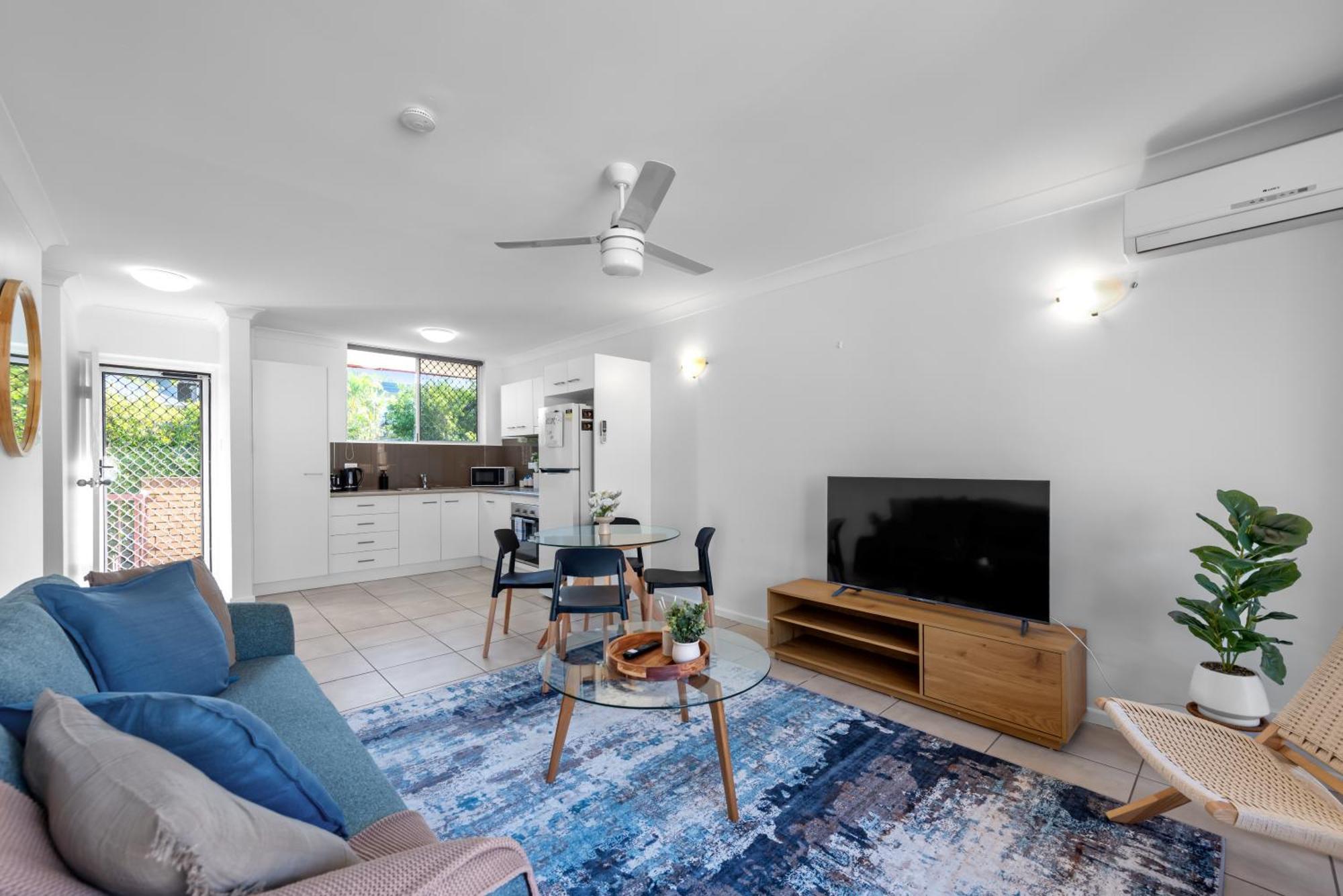 Stylish 2br Near Hospitals, Qut And Cbd With Parking!