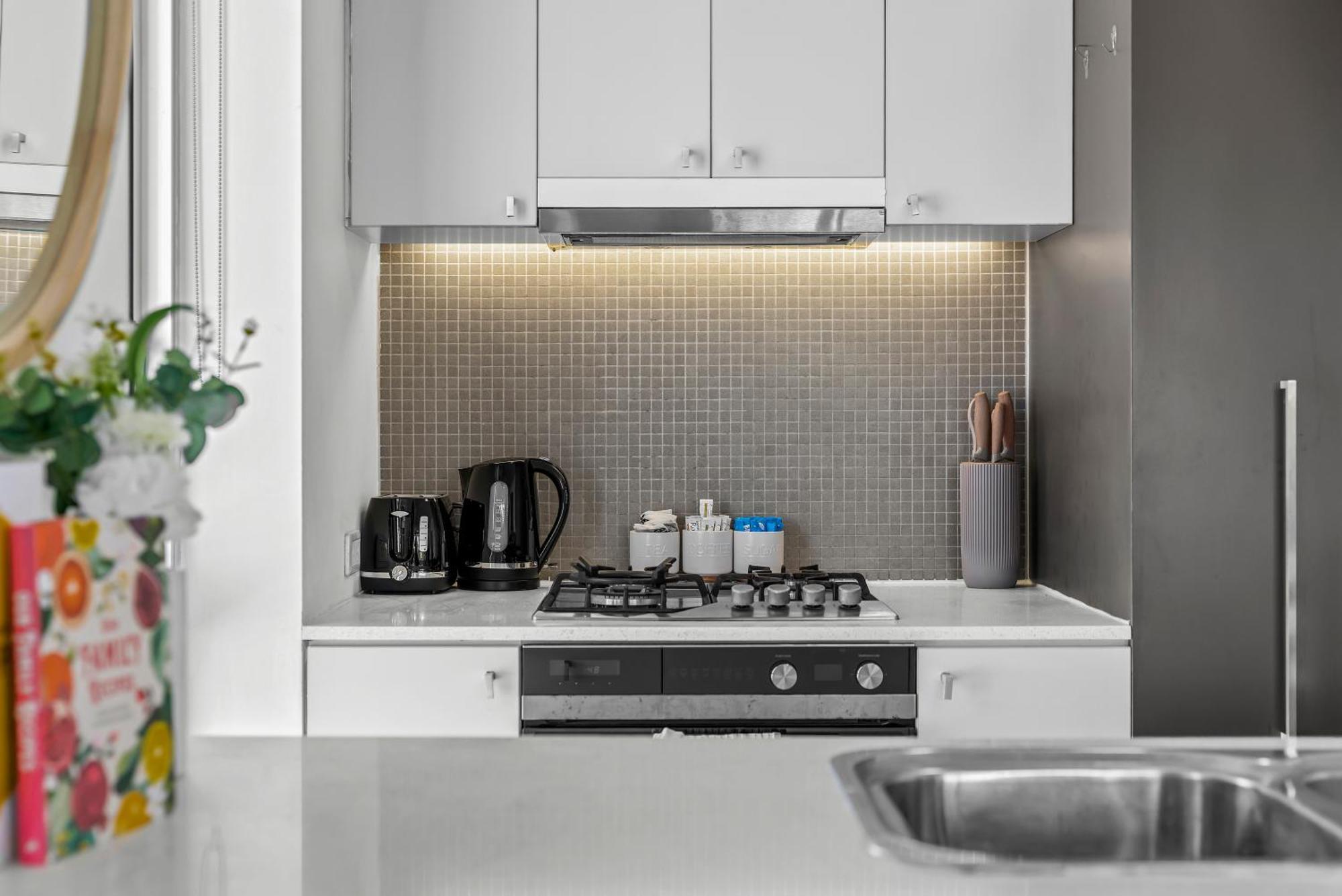 Stylish 3br - Huge Park On Doorstep - 5 Min To Cbd * Brisbane