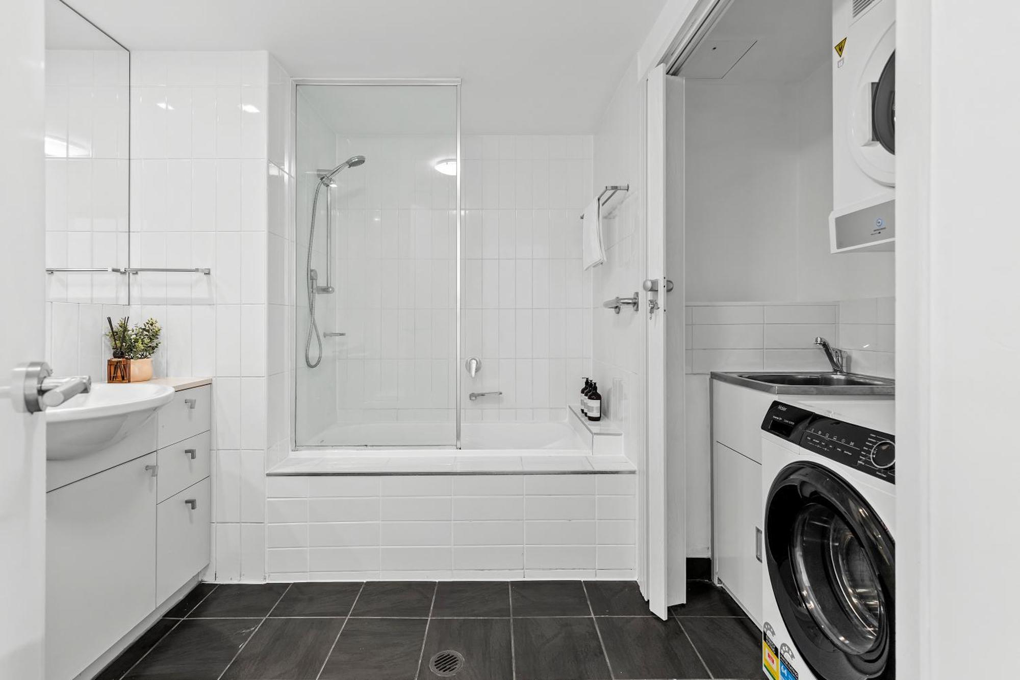 Stylish 3br - Huge Park On Doorstep - 5 Min To Cbd * Brisbane