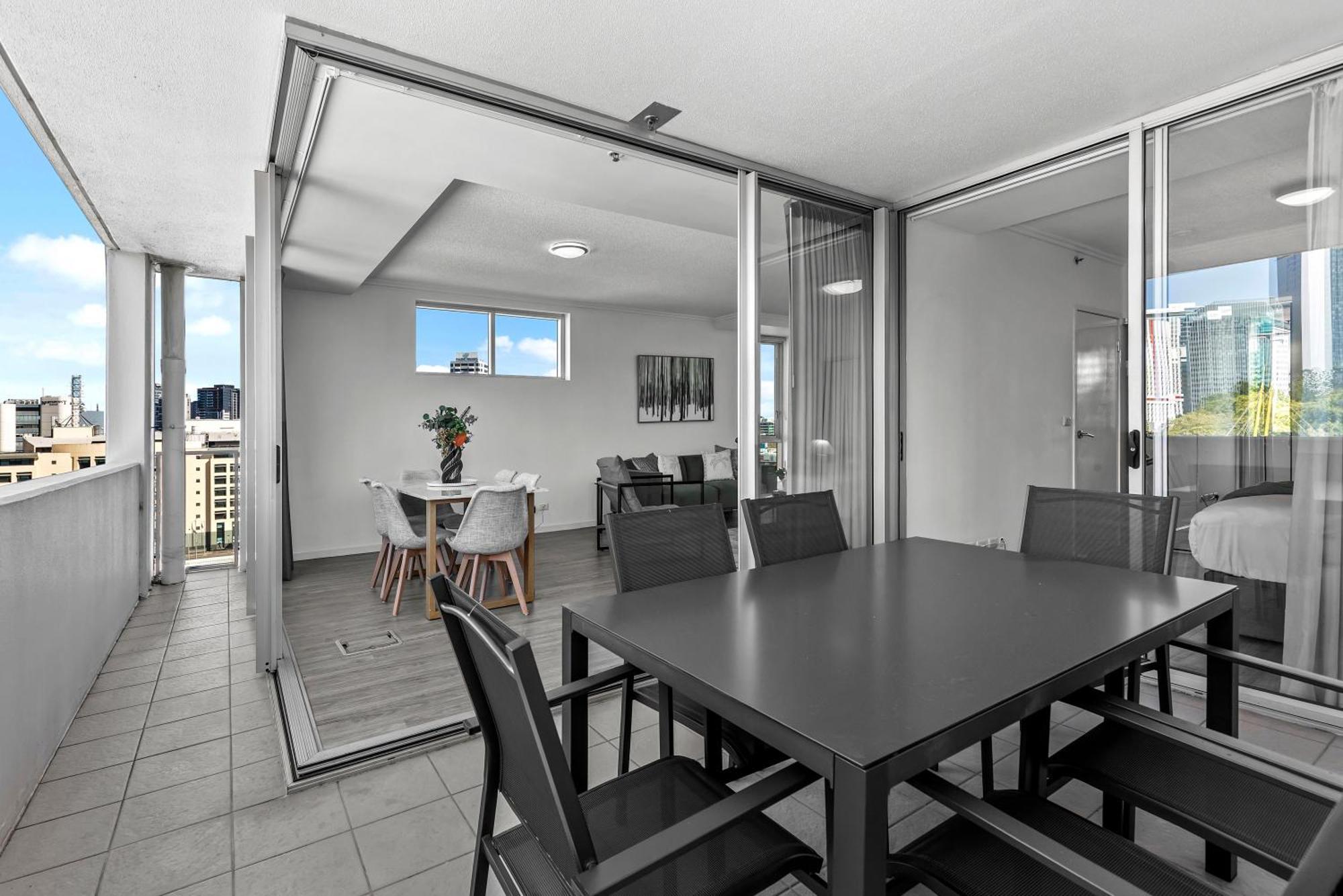 Stylish 3br - Huge Park On Doorstep - 5 Min To Cbd * Brisbane