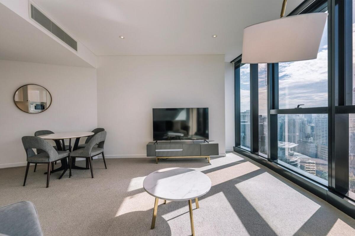 Amazing & River Views Level 37th Skytower&free Parking Brisbane