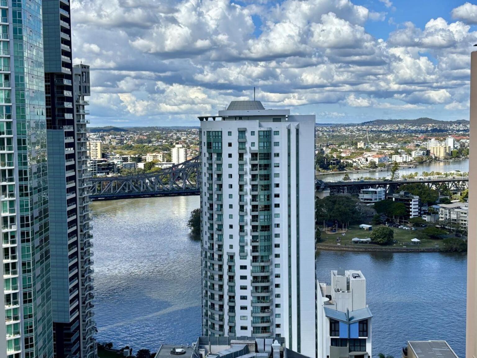 Indigescapes River Views Sleeps 6 Includes Carpark Brisbane