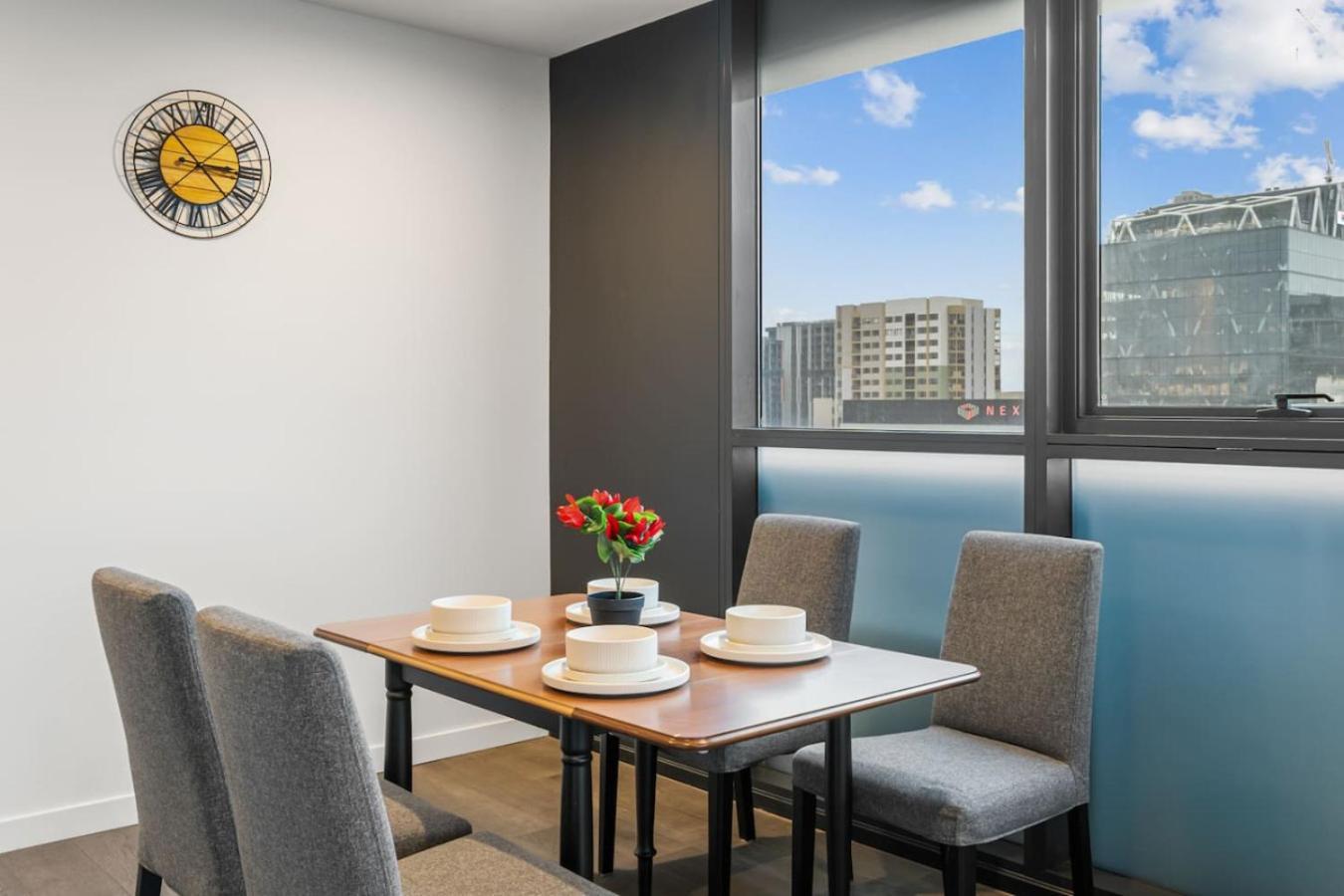 Modern 2br Aprtmnt Fortitude Valley Prime Location