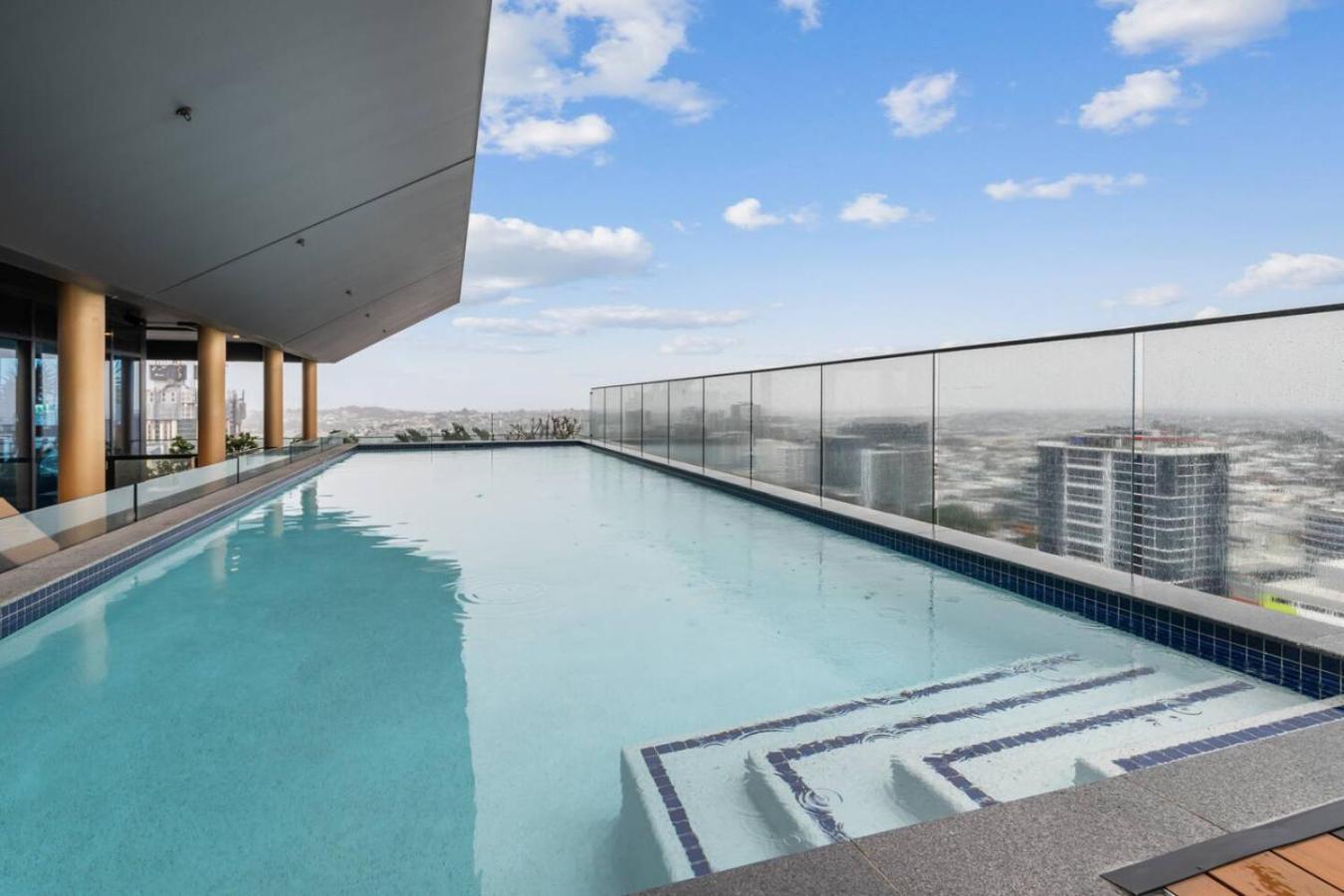 Holiday home Modern 2br Aprtmnt Fortitude Valley Prime Location *