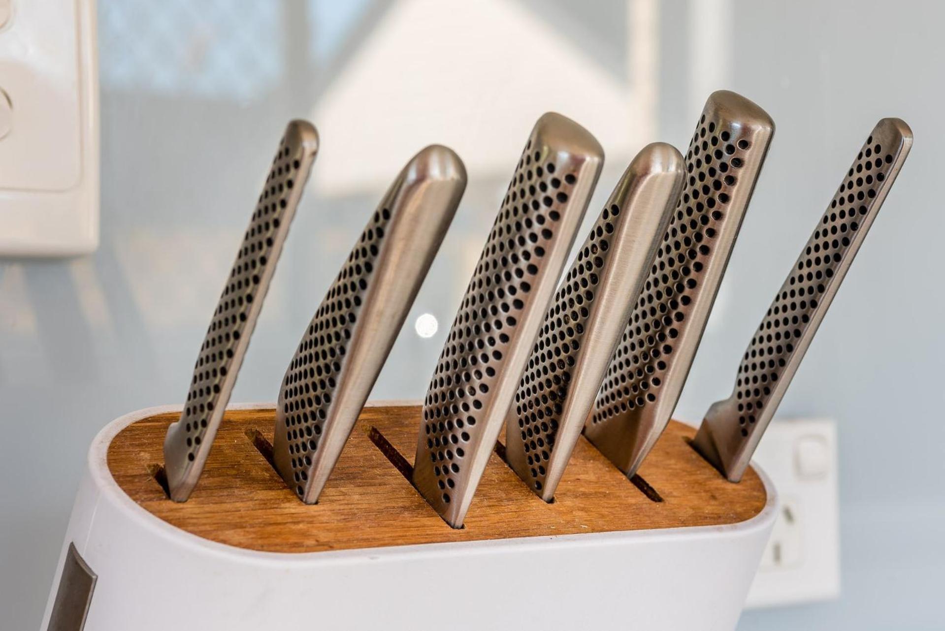 Fringe Retreat Parkland Views Walk To Everything! Holiday home Brisbane