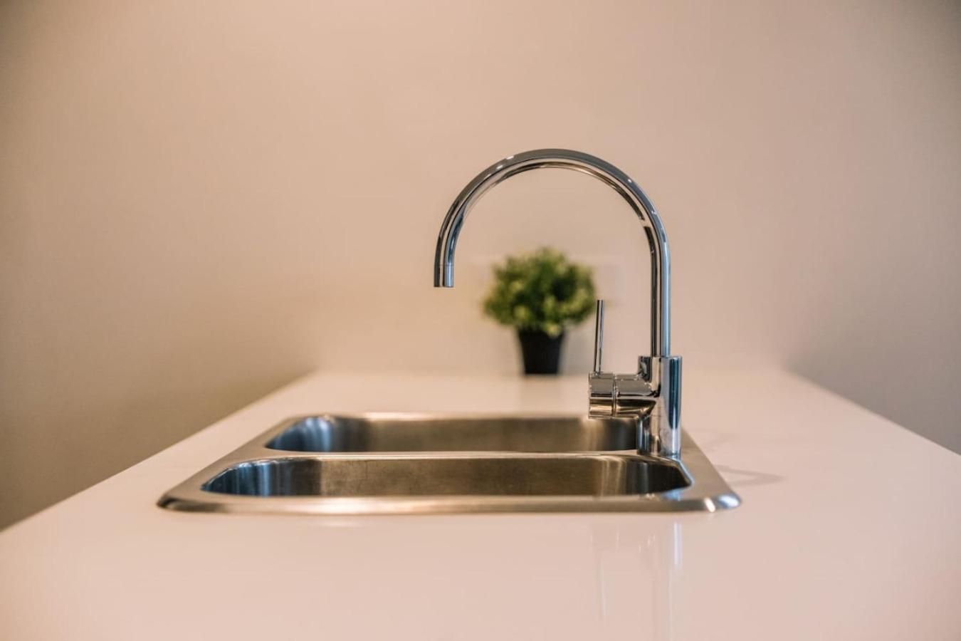 Luxury Inner Arthouse 2br Apartment Brisbane