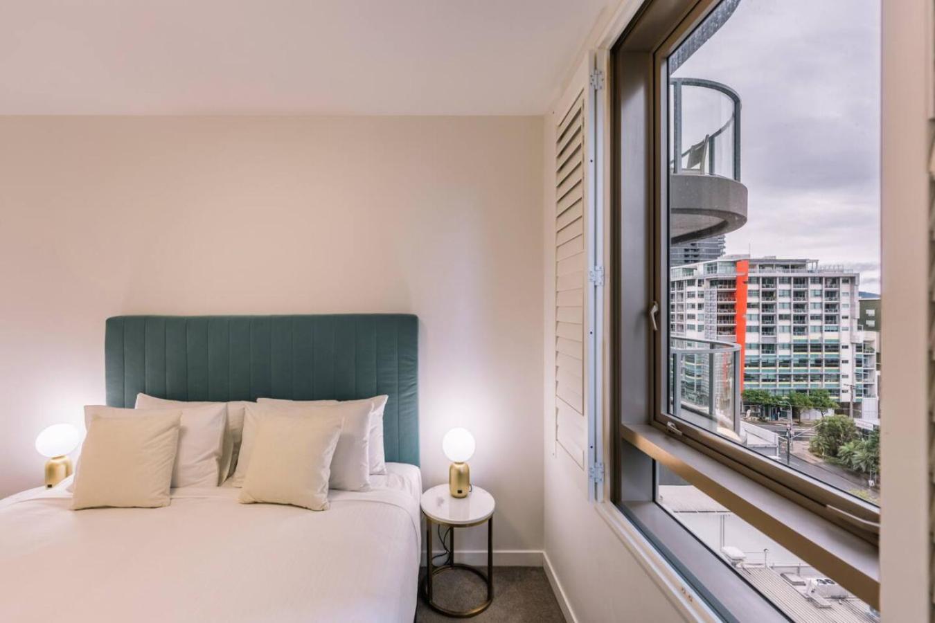 Luxury Inner Arthouse 2br Apartment *