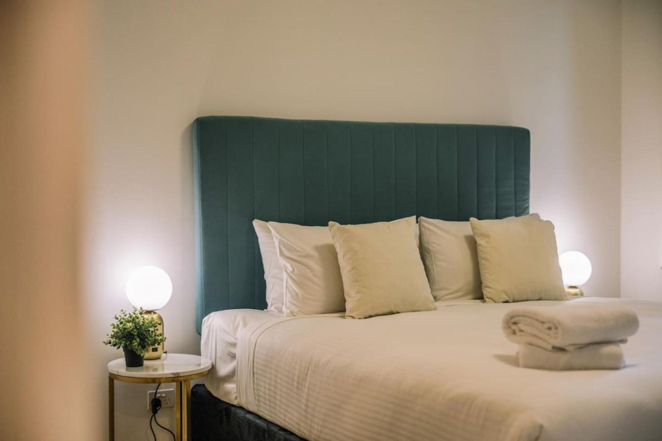 Luxury Inner Arthouse 2br Apartment Brisbane