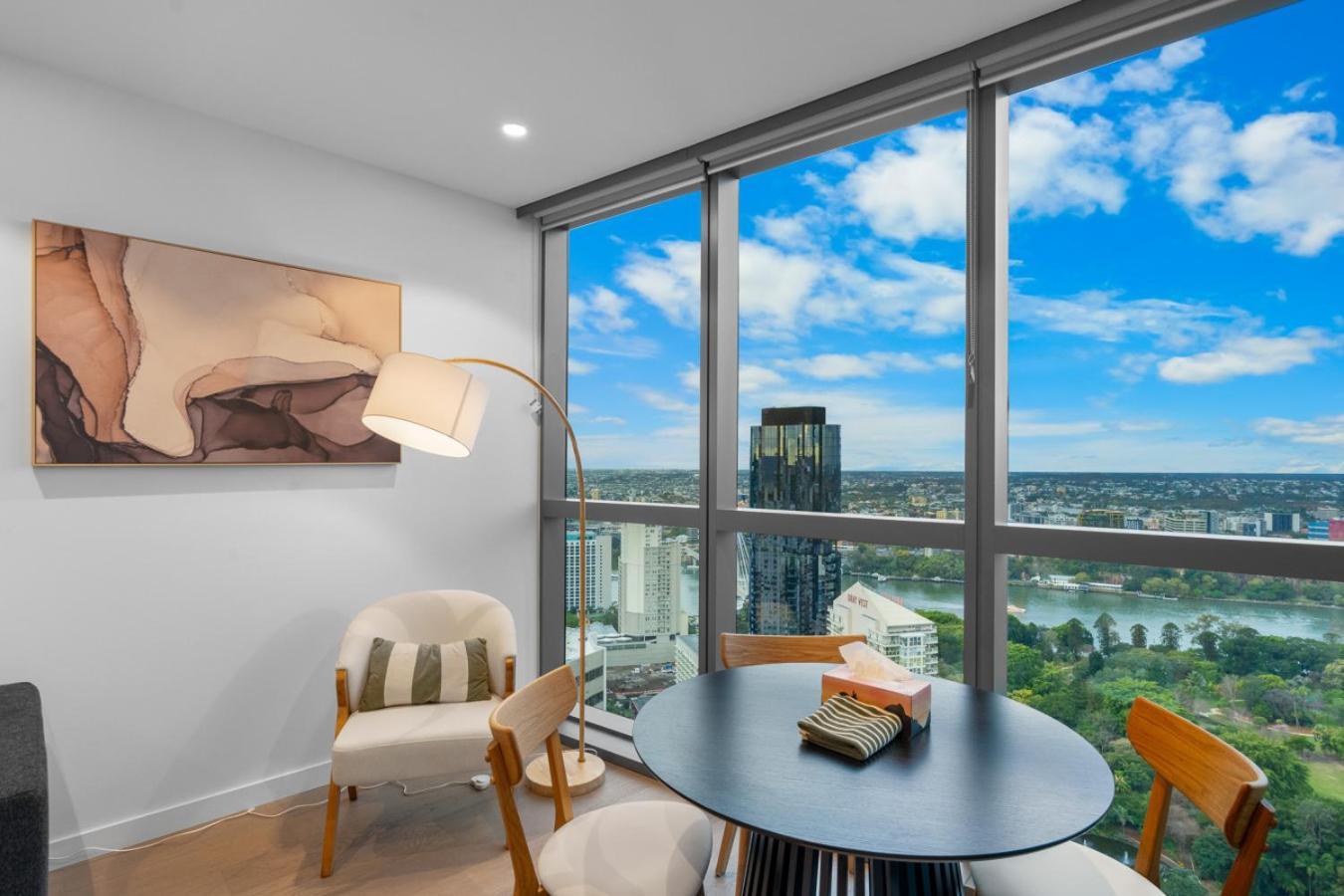 The Hikari - Brand New Riverview 1br With Sofa Bed At Queens Wharf With Pool And Gym * Brisbane