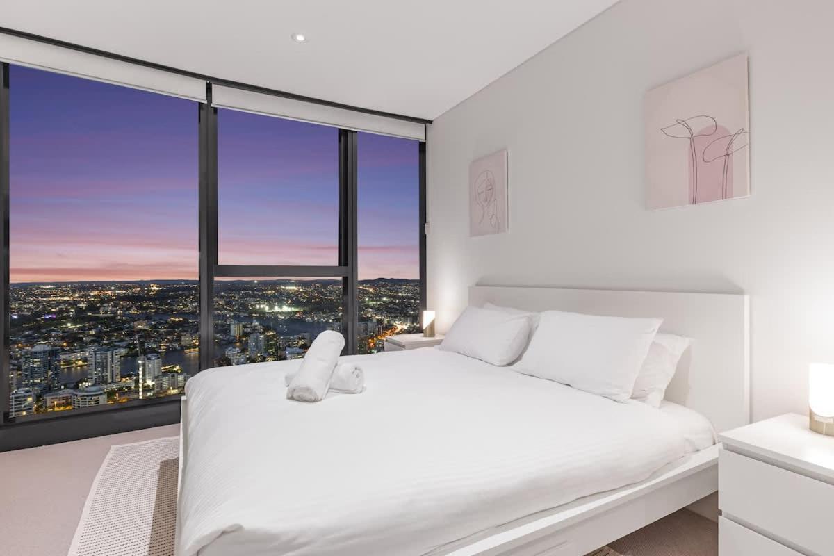 Huge 3bed 3bath Skyhigh View Apartment *