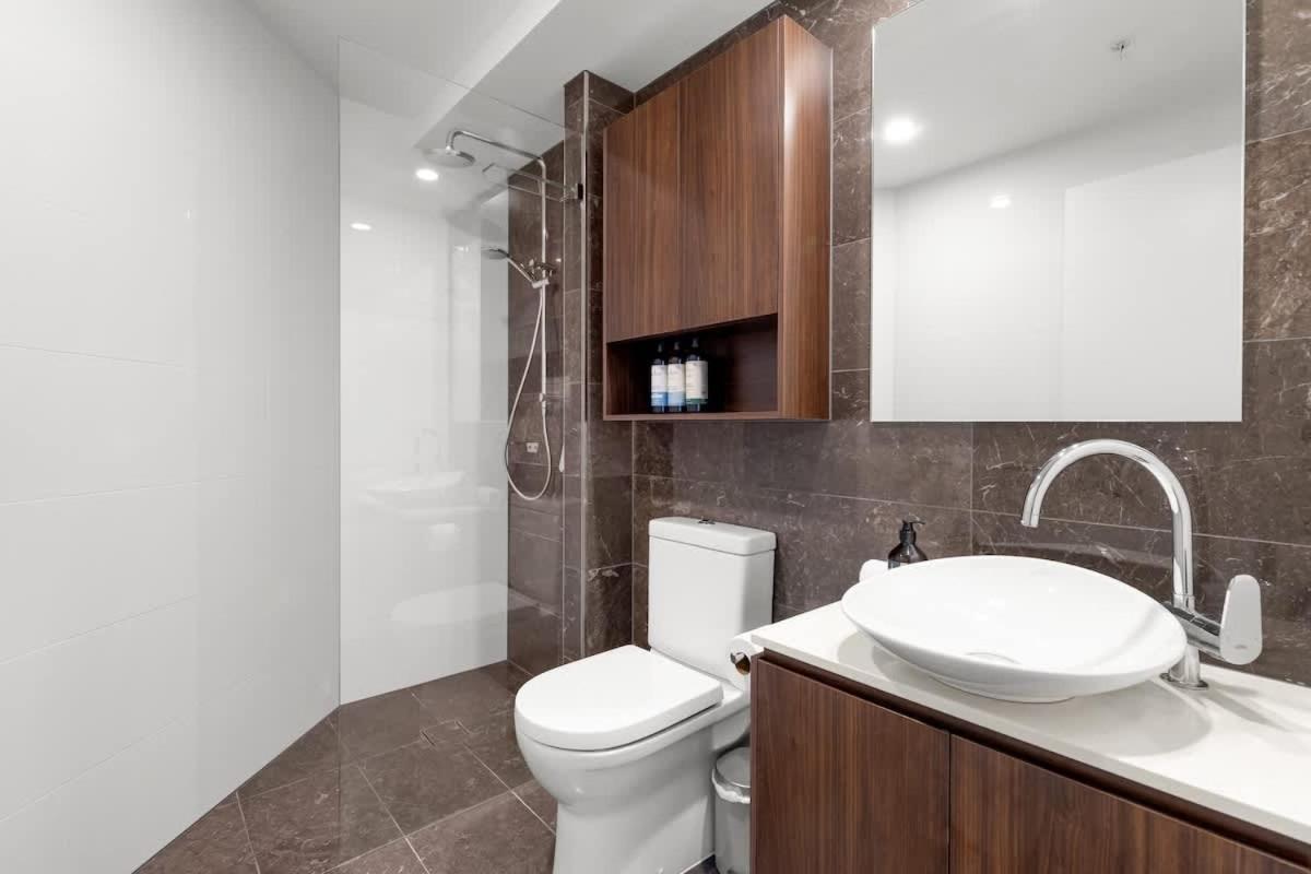 Huge 3bed 3bath Skyhigh View Brisbane