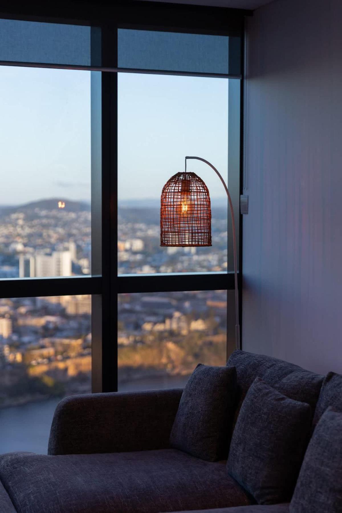 Huge 3bed 3bath Skyhigh View Apartment *