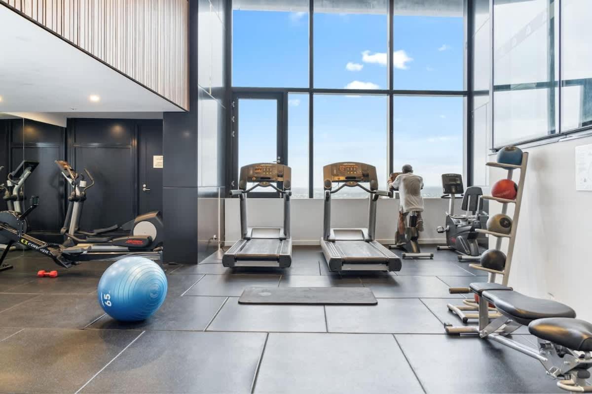 Huge 3bed 3bath Skyhigh View Brisbane