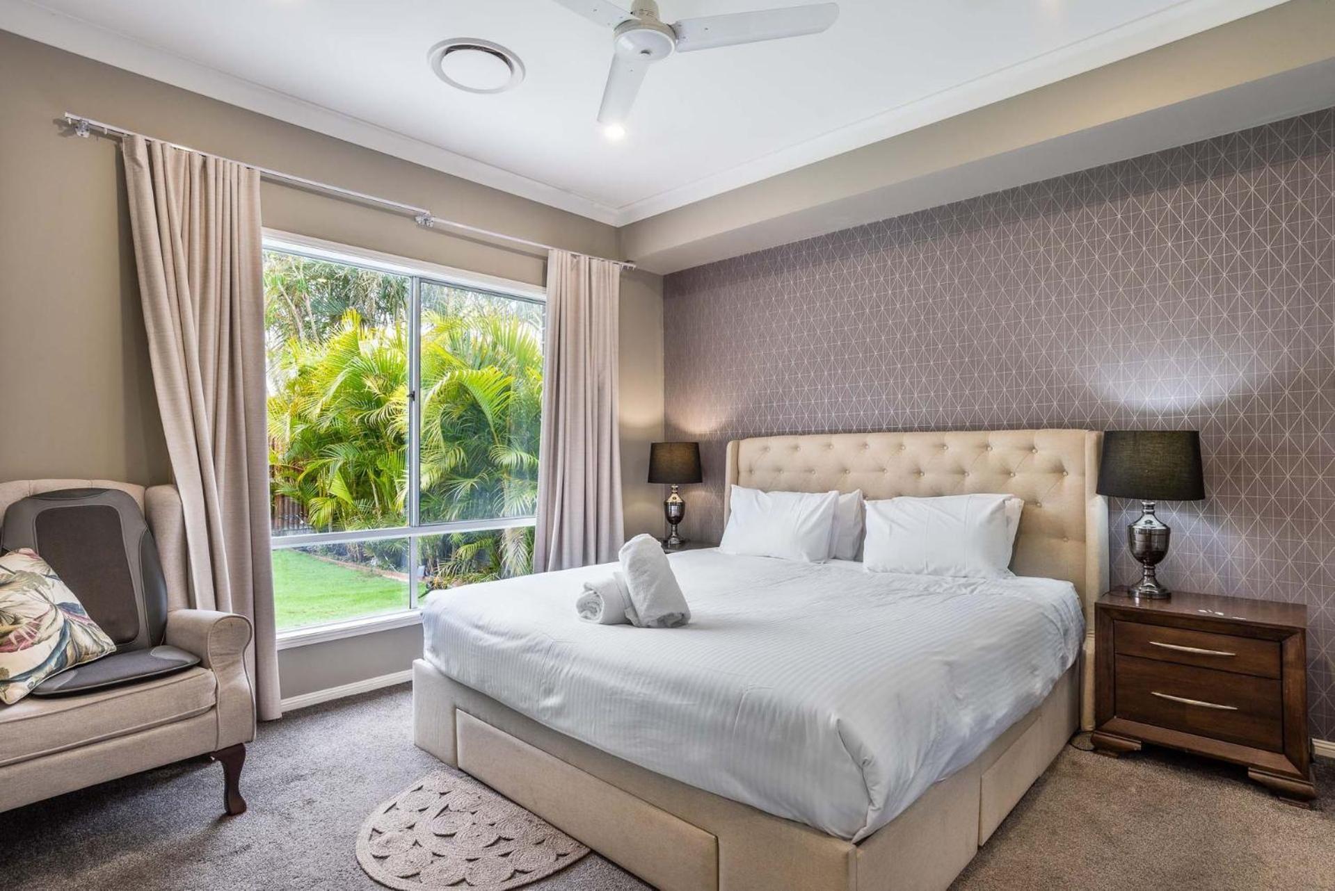 The Airport Stop Spacious House & Sky Base * Brisbane