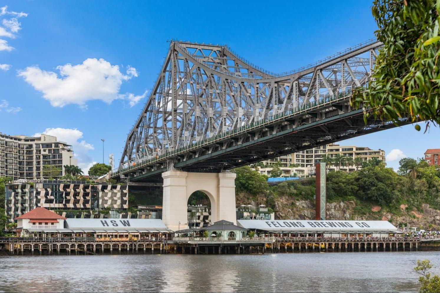 Sweet - 1bed-1bath-1car-views - Cbd Apartment *