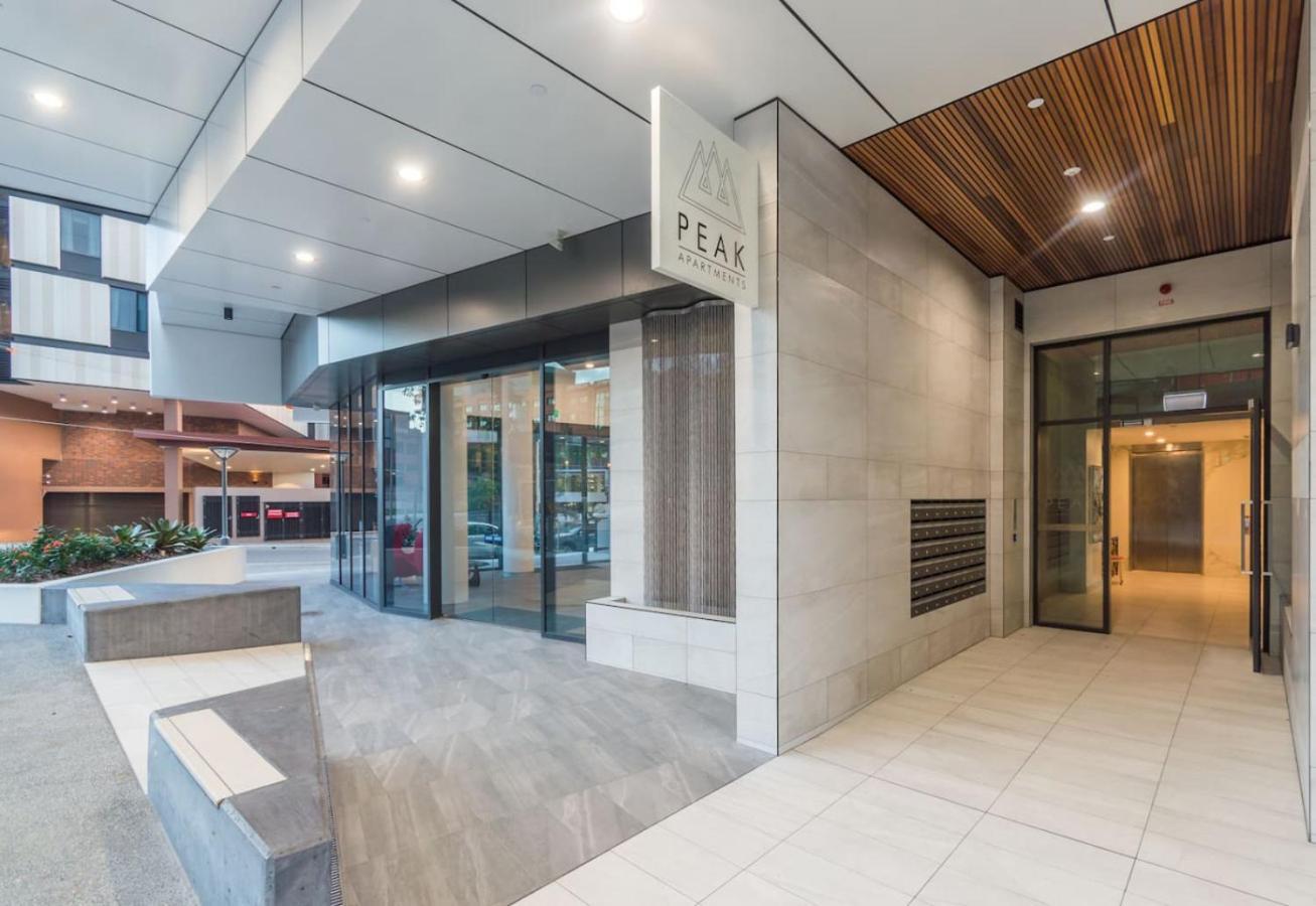 1b Southbank. Parking. Long Term