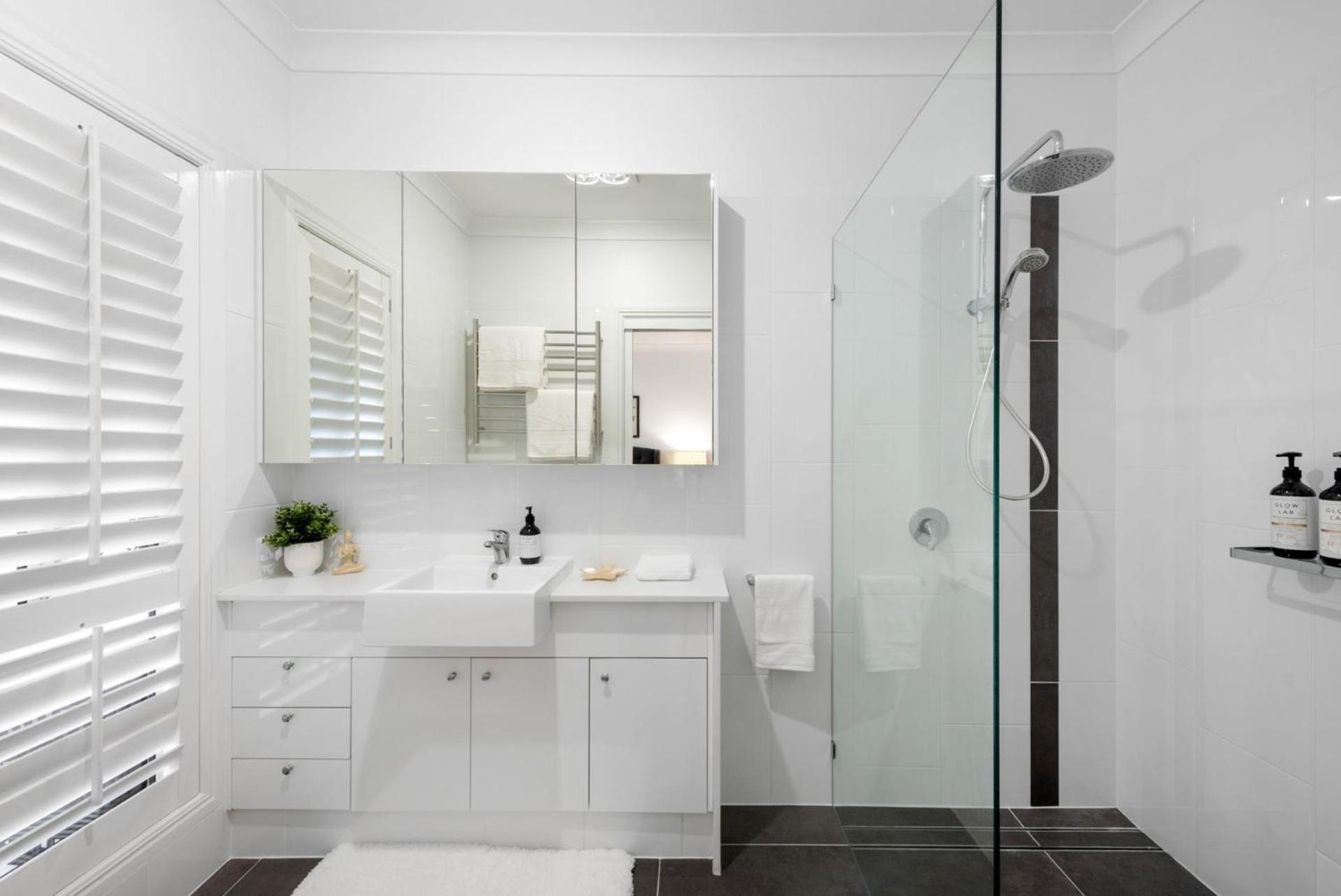 The Duchess - Luxury Home. Family & Pet Friendly With Pool Holiday home Brisbane