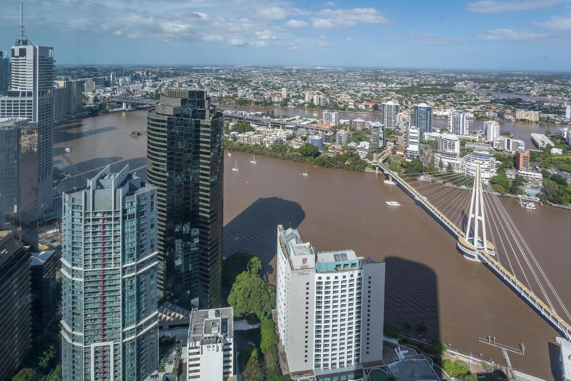 Apartment Skyline Serenity - Level 62 With Stunning Views! *