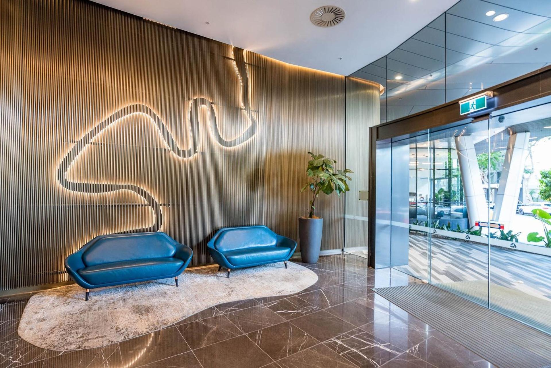 Skyline Serenity - Level 62 With Stunning Views! Brisbane