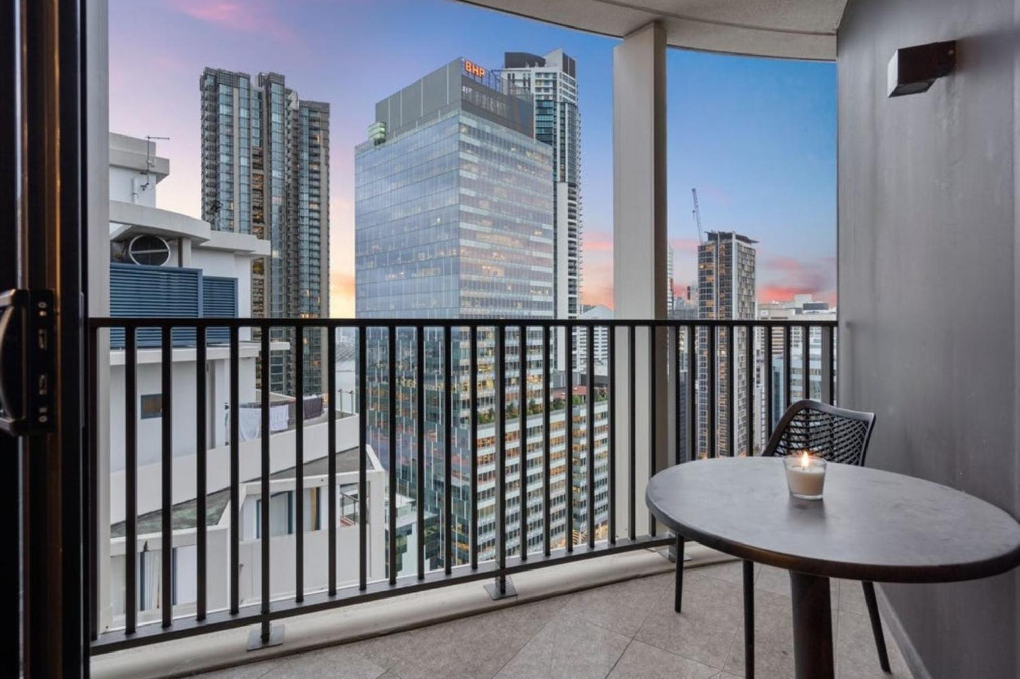 Apartment Spire Residences *