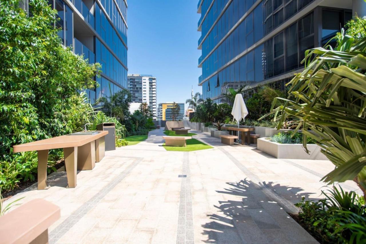 Stylish Decor 2br South Gym Pool Cine Bo12510 Apartment