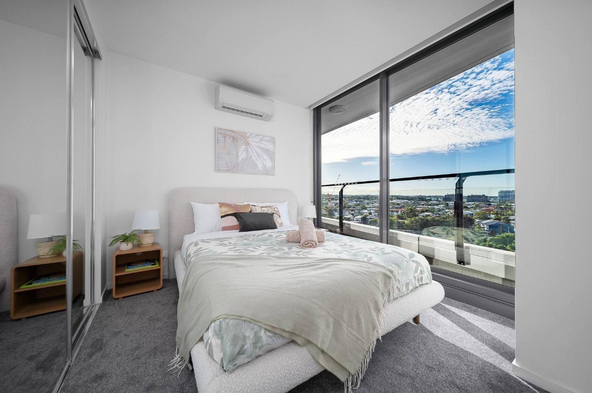 2br In Proximity Hamilton With Carpark Brisbane