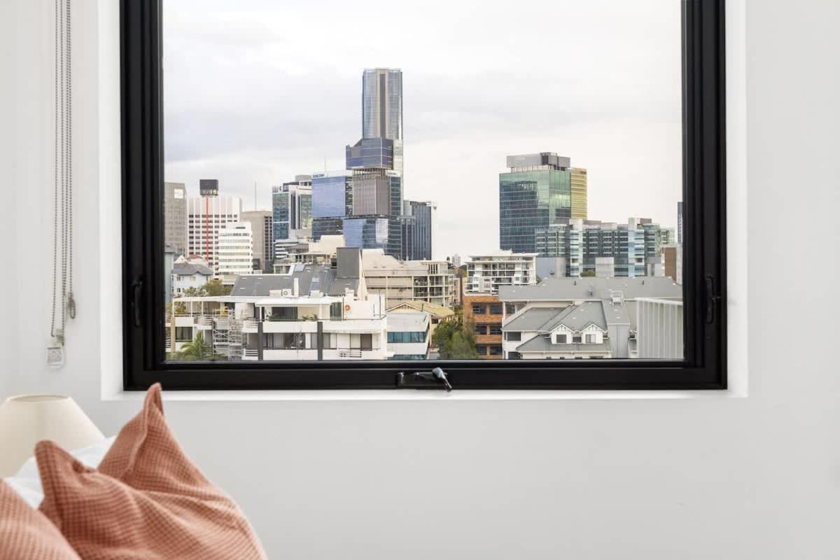 Stylish 2br Retreat Walk To Shop & Local Hotspots * Brisbane