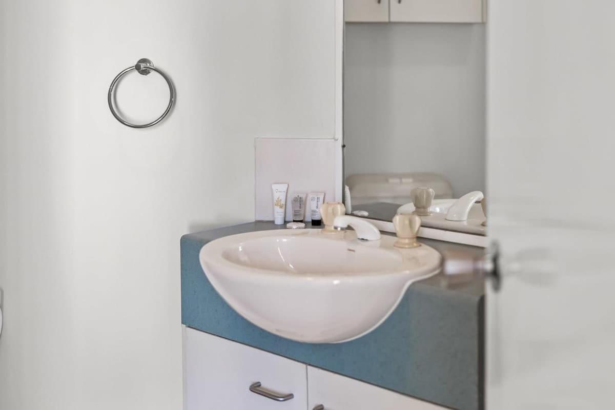 Apartment Southbank Heritage - Charming 1br With Parking *