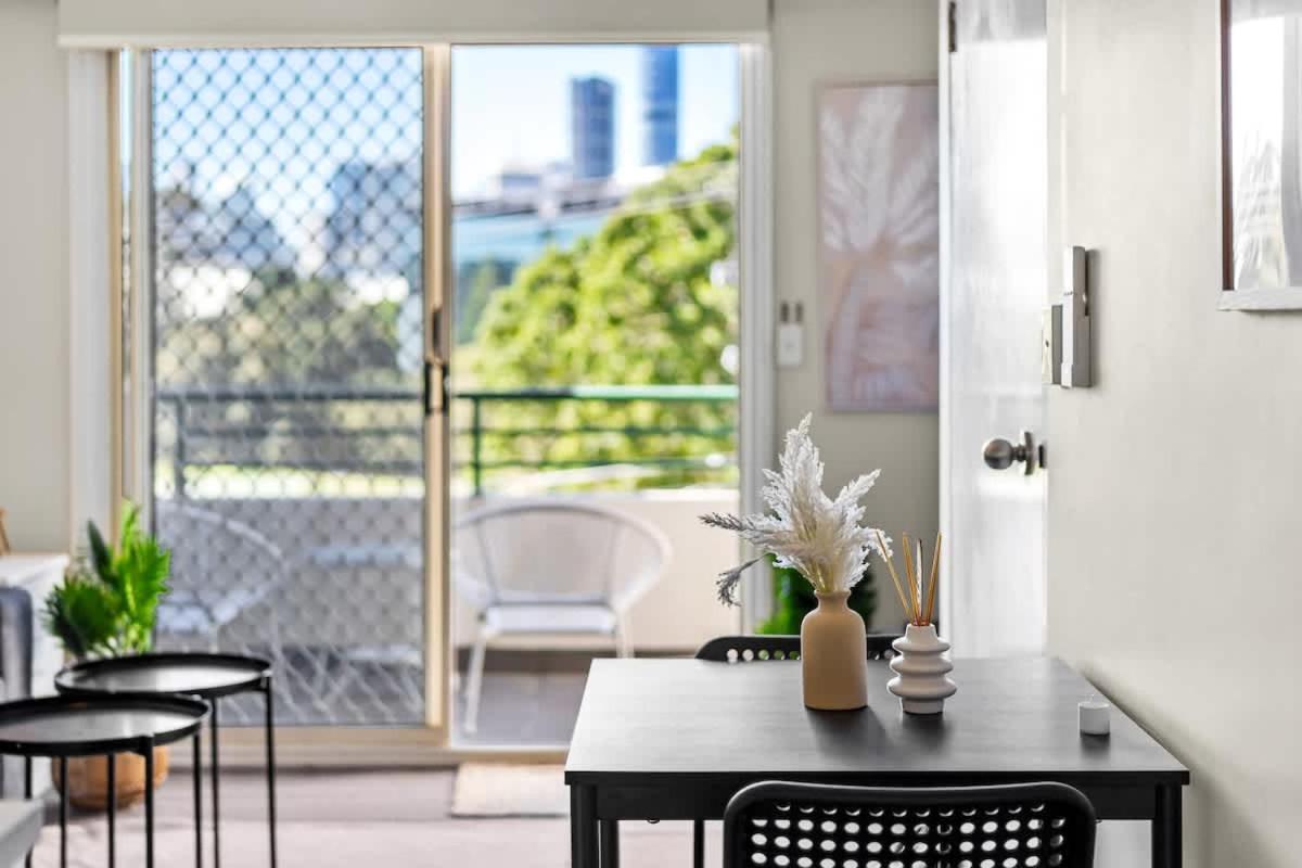 Southbank Heritage - Charming 1br With Parking Apartment *