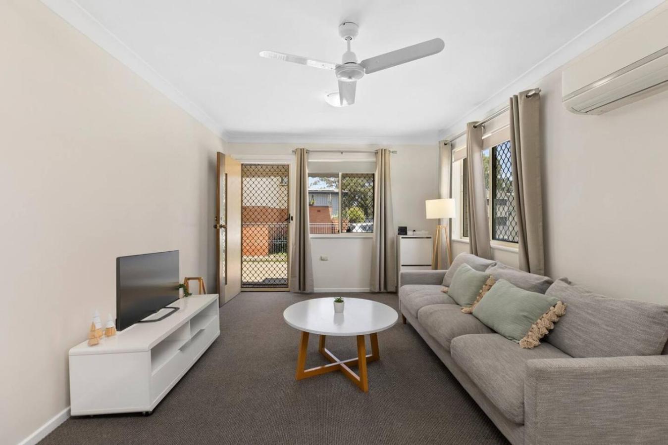 Apartment Duplex With 2 Private Homes Dual Units Acacia1&2 Brisbane