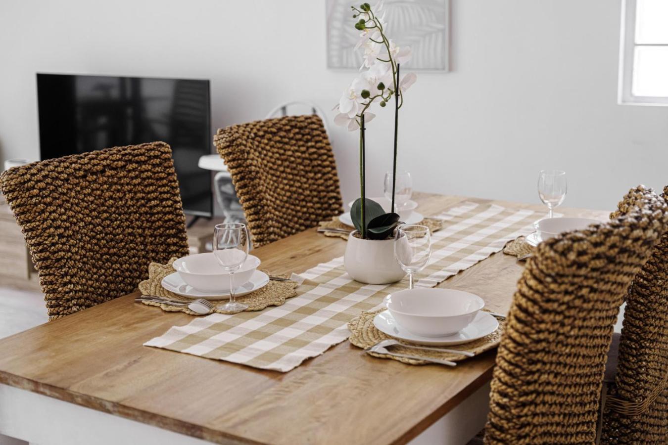 Apartment Contemporary 2-bedroom In Sothbank South19 *