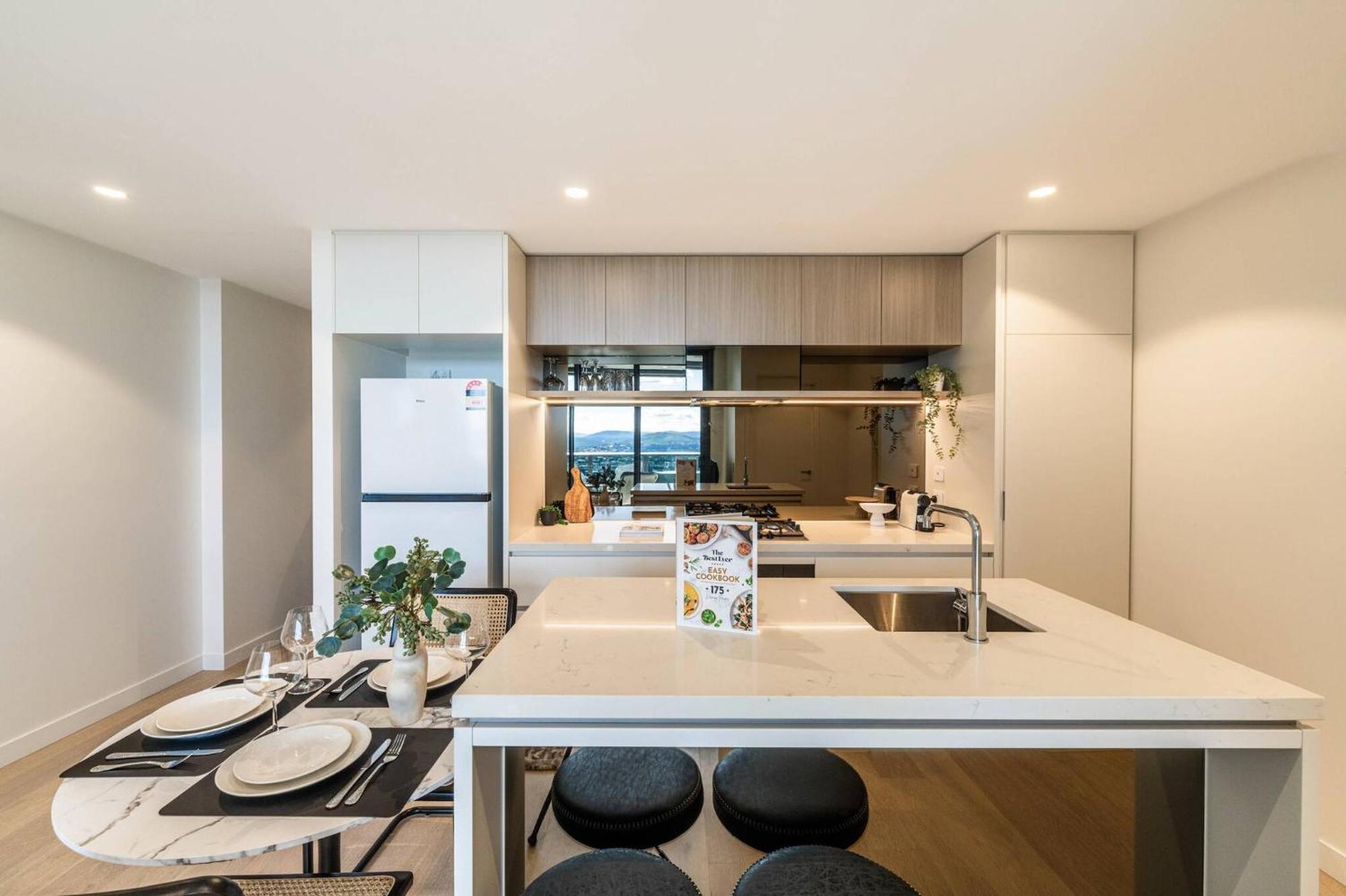 1br In Queen's Wharf Lv 29 With Sofa Bed And Carpark Apartment *