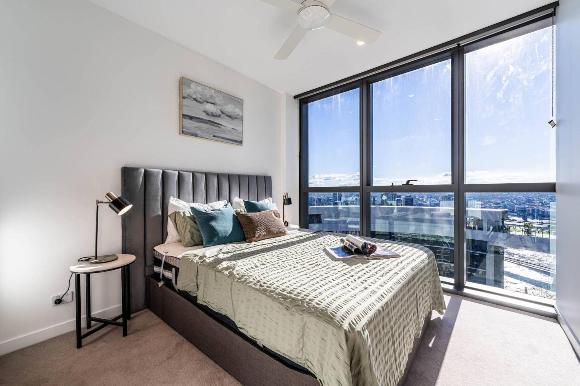 1br In Queen's Wharf Lv 29 With Sofa Bed And Carpark Brisbane