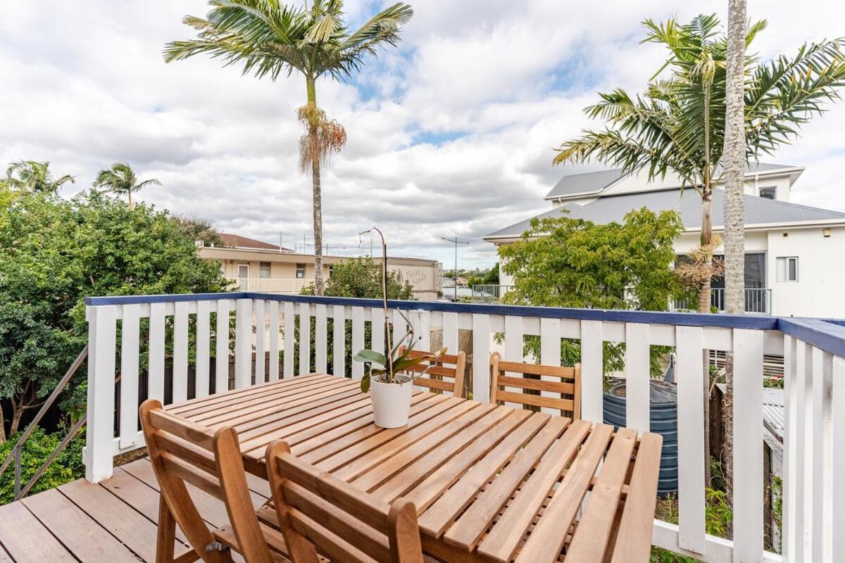 A5q Abnb-style 3br House With Balcony & 2 Free Parking Nr Portside Wharf Brisbane