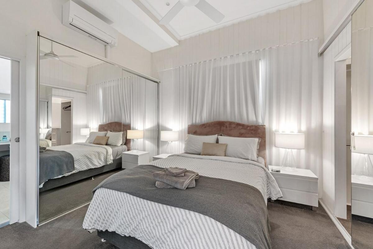 Luxe Inner-city With Views - Teneriffe *