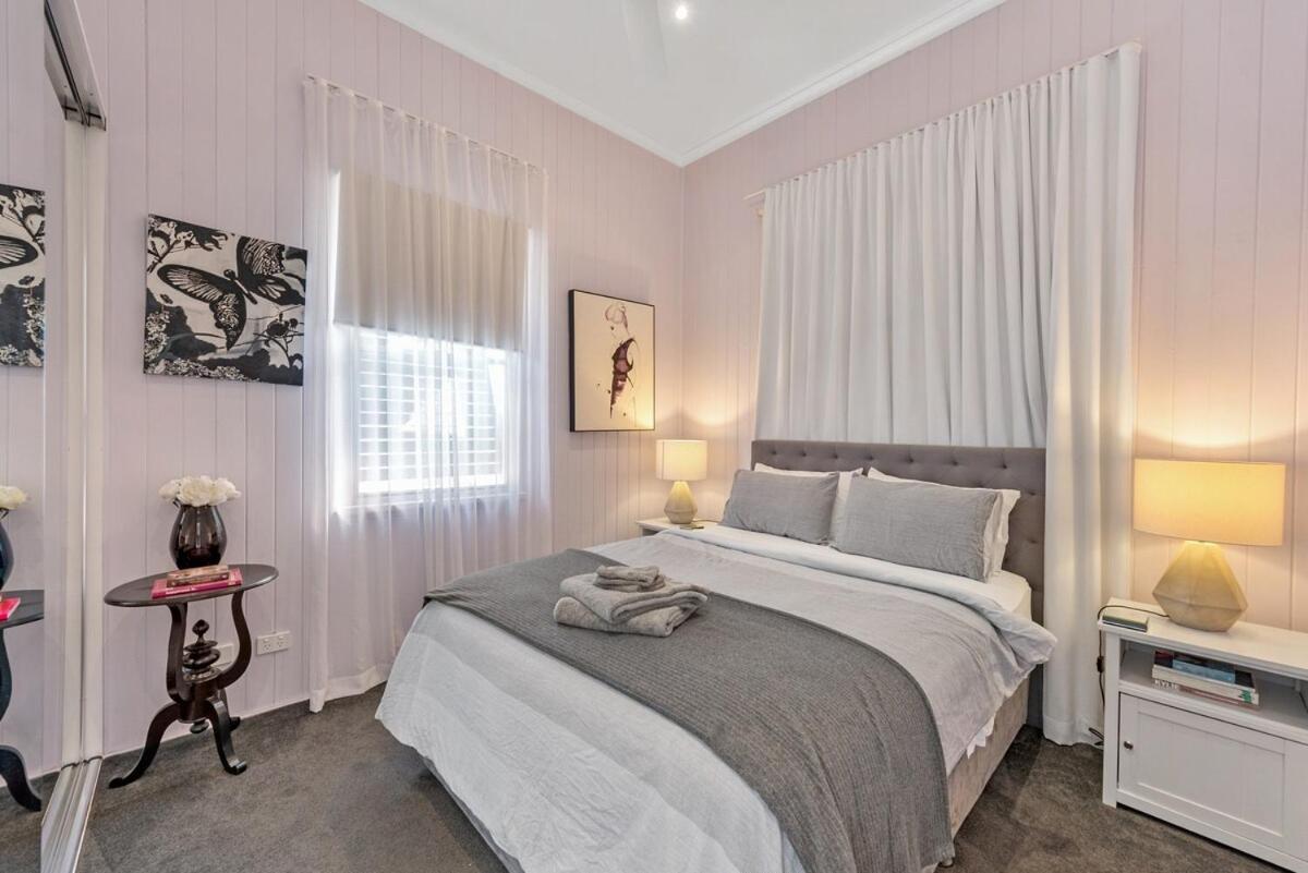 Holiday home Luxe Inner-city With Views - Teneriffe *