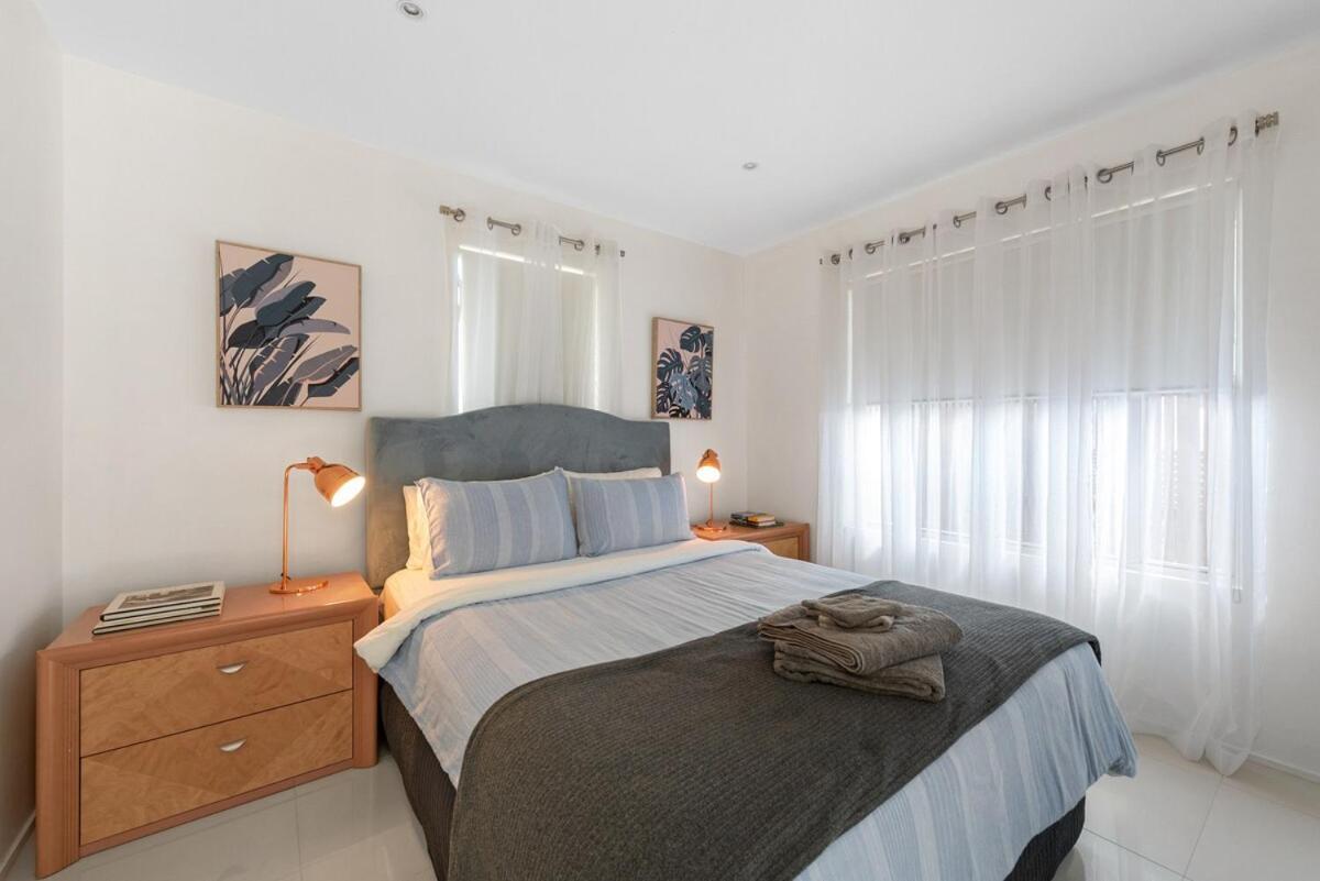 Holiday home Luxe Inner-city With Views - Teneriffe
