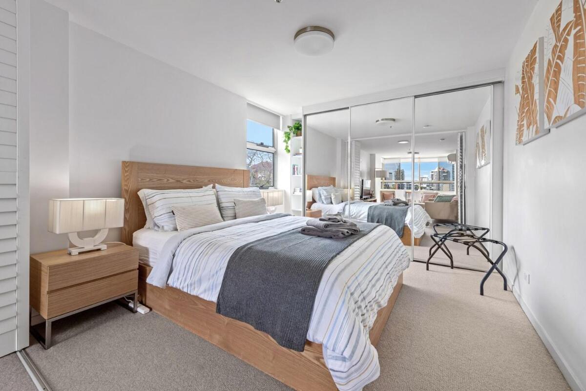 Apartment Wow - Skyline City, Water And Story Bridge Views Brisbane