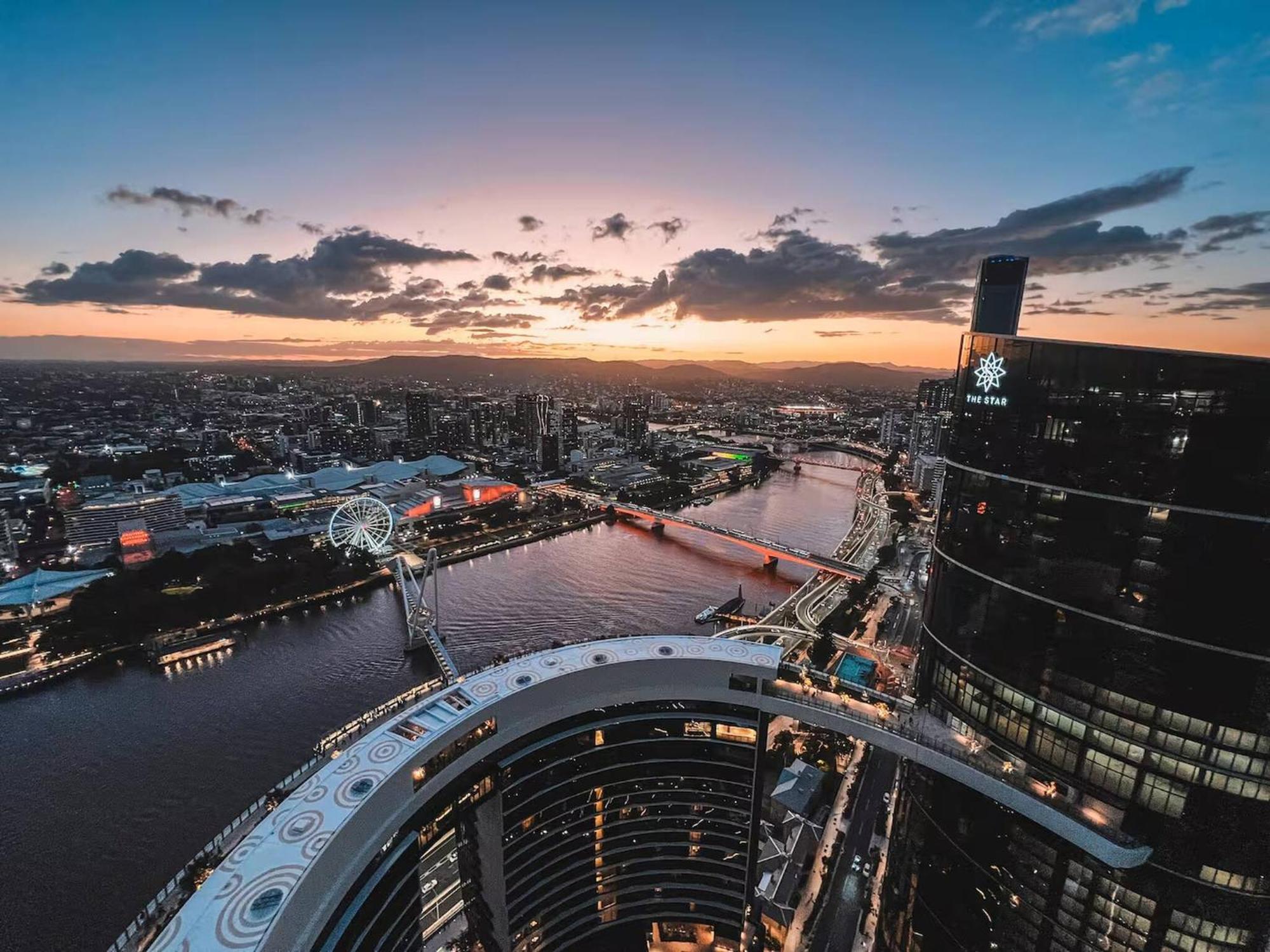 Level 46 Luxury Queens Wharf With Unblocked Southbank & River View