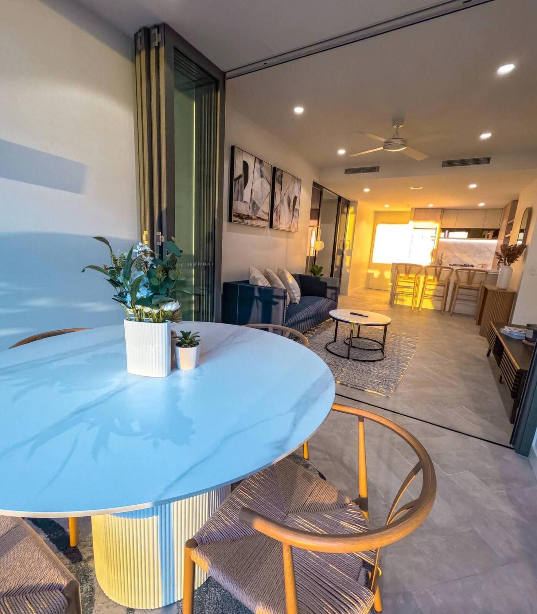 Level 46 Luxury Queens Wharf With Unblocked Southbank & River View Apartment *