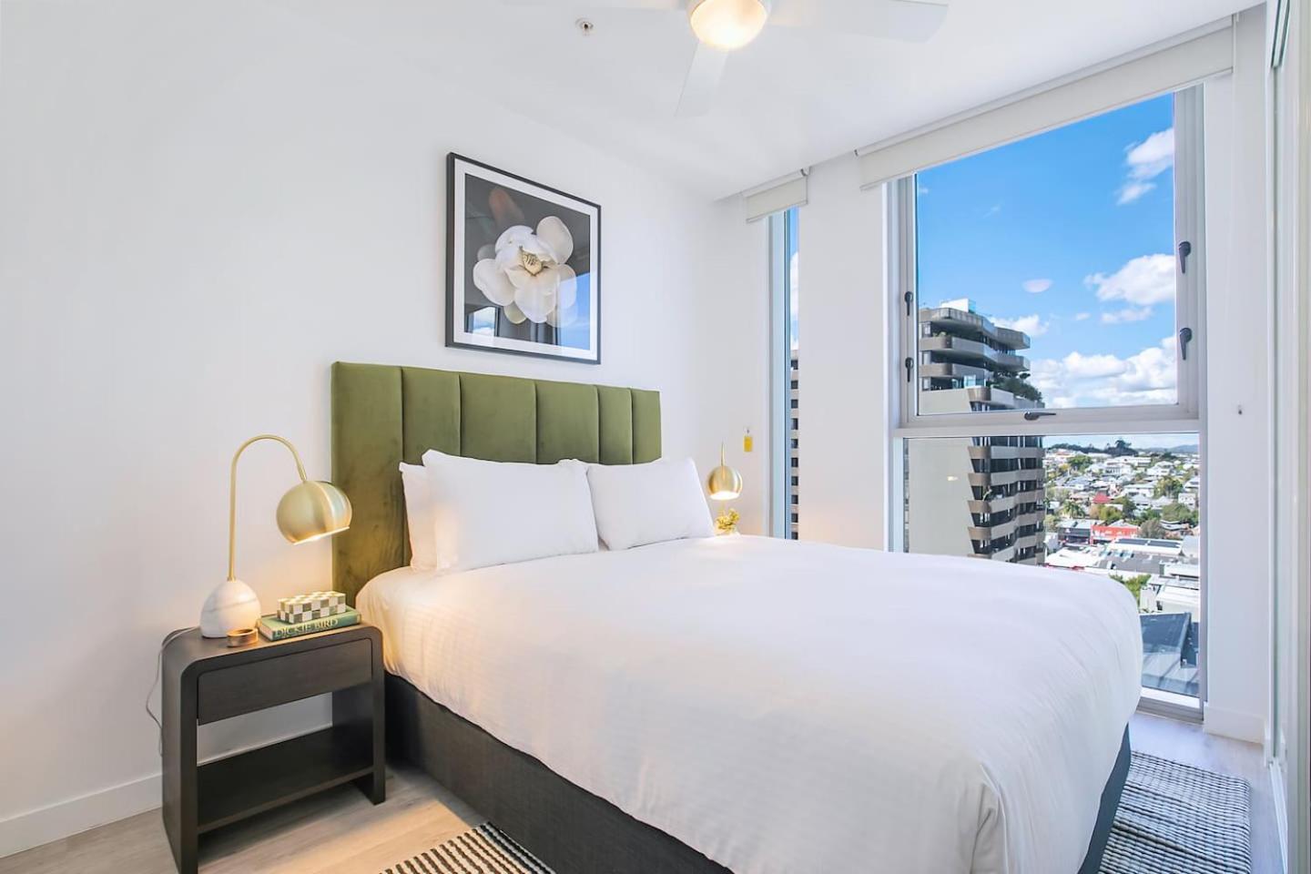 Apartment 'oliva On Brookes' Chic Inner-city Escape With Pool *