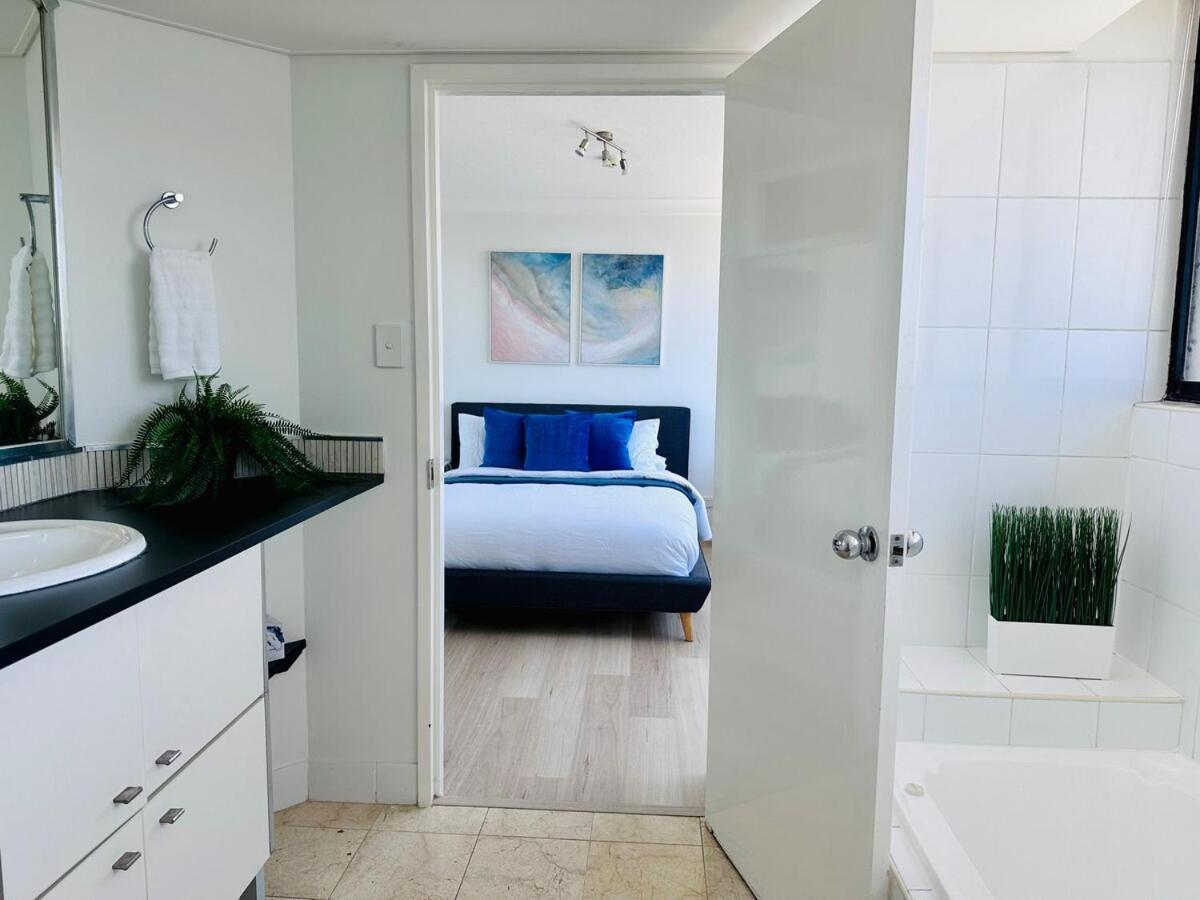 Quay To The City! Spacious, Stylish, Brisbane