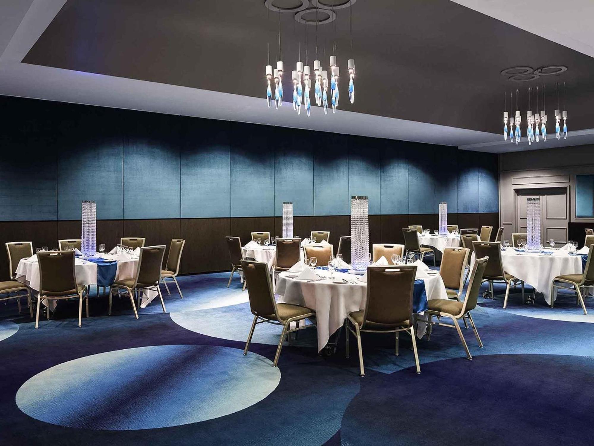 Mercure King George Square 4* Brisbane