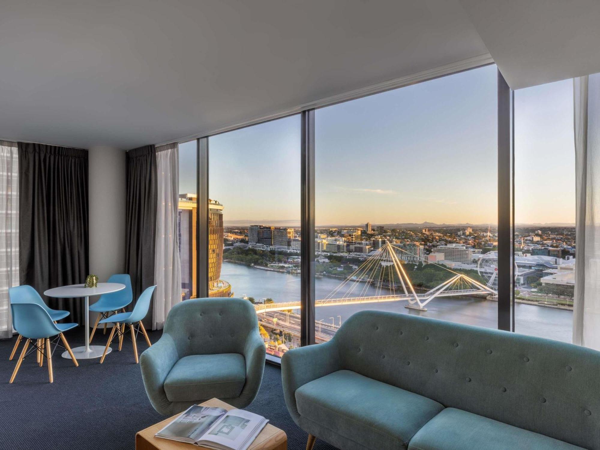 Ibis Styles Elizabeth Street Hotel 4*