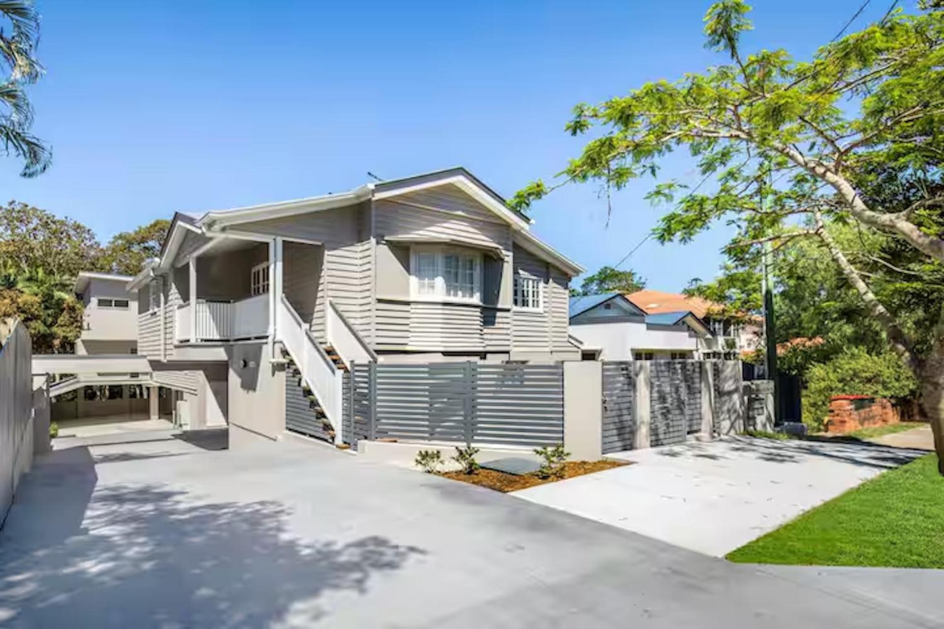 Apartment Park Avenue 1br Hideaway King Bd Private Courtyard