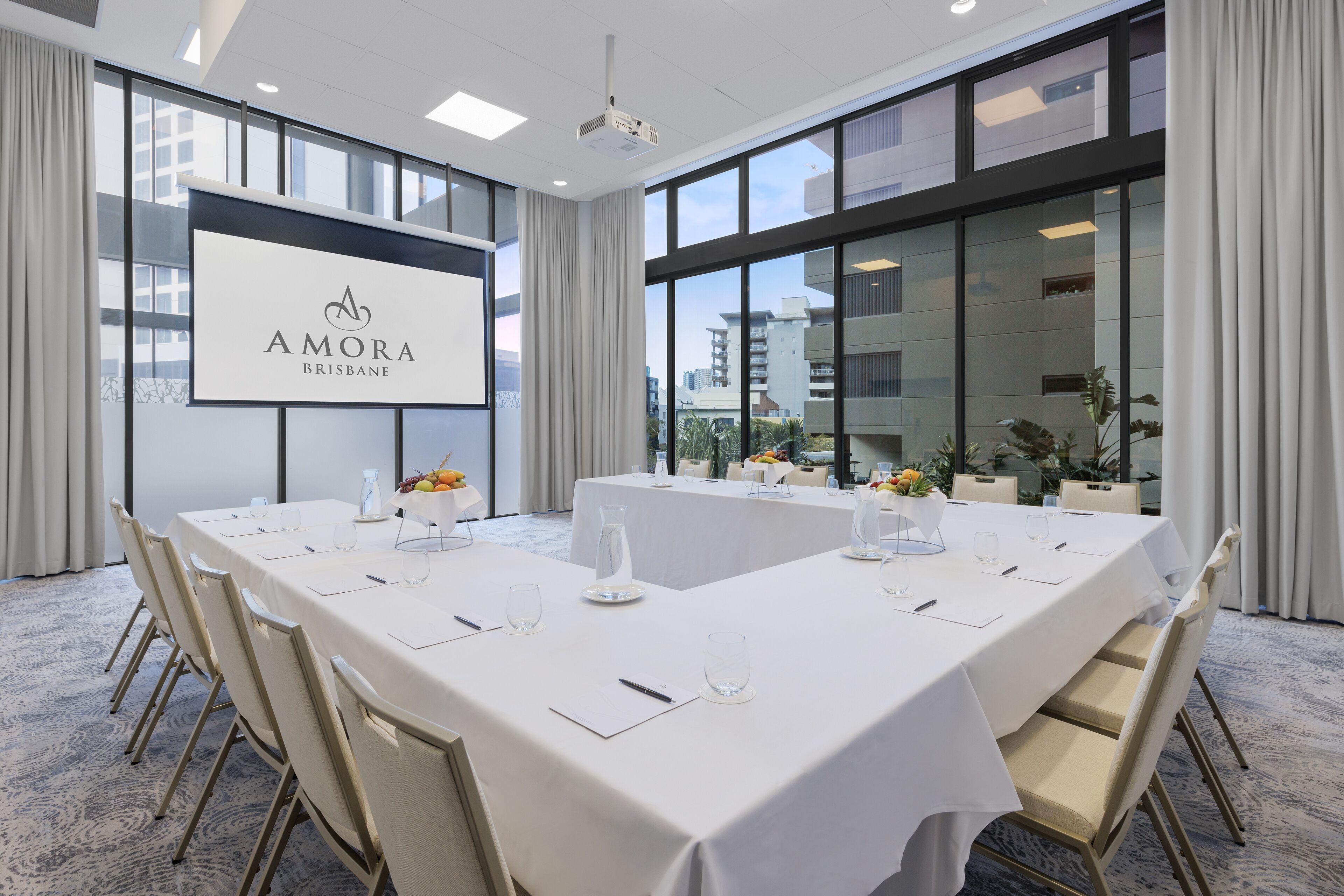 Amora 5* Brisbane