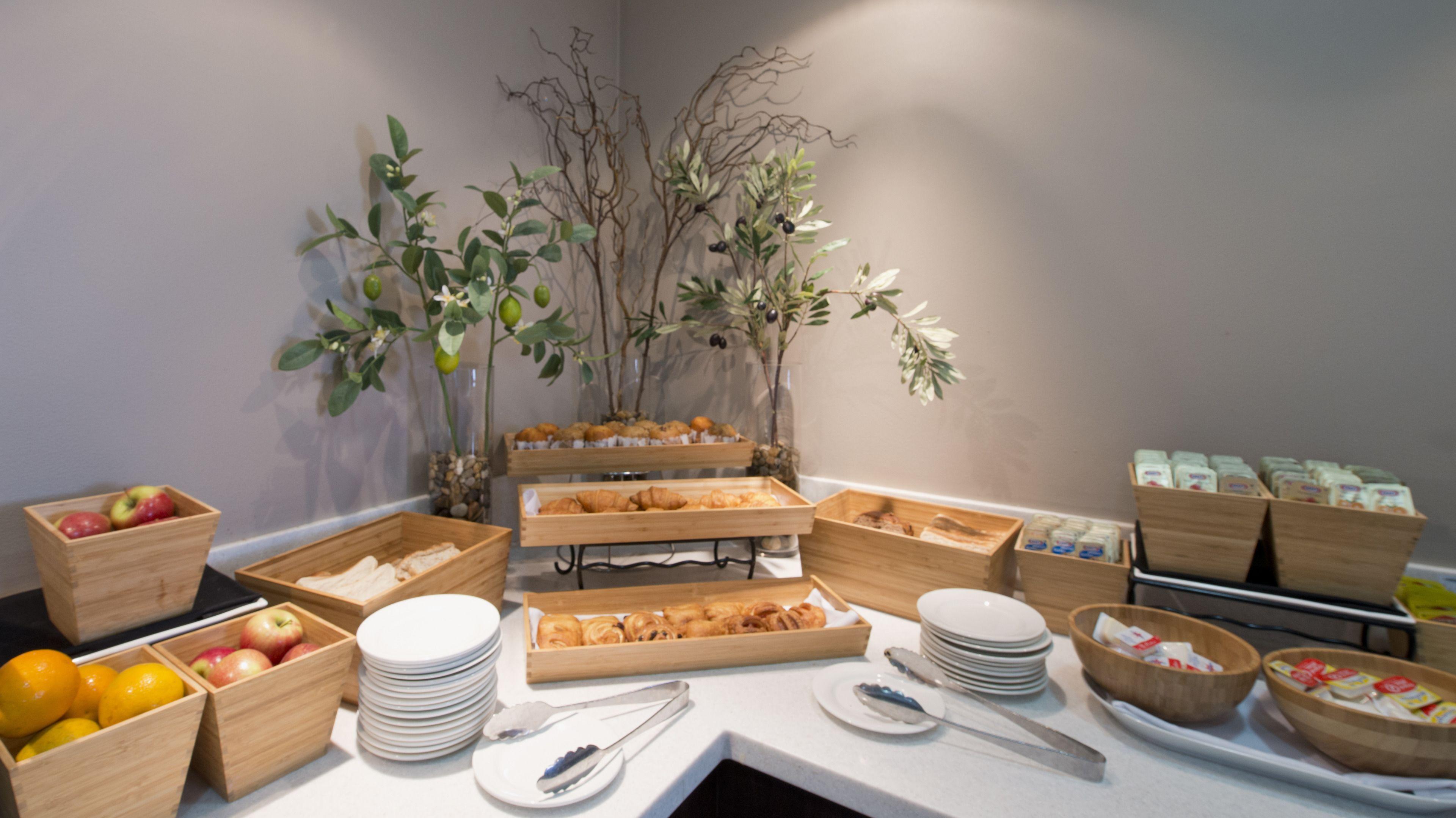 Aparthotel Park Regis North Quay