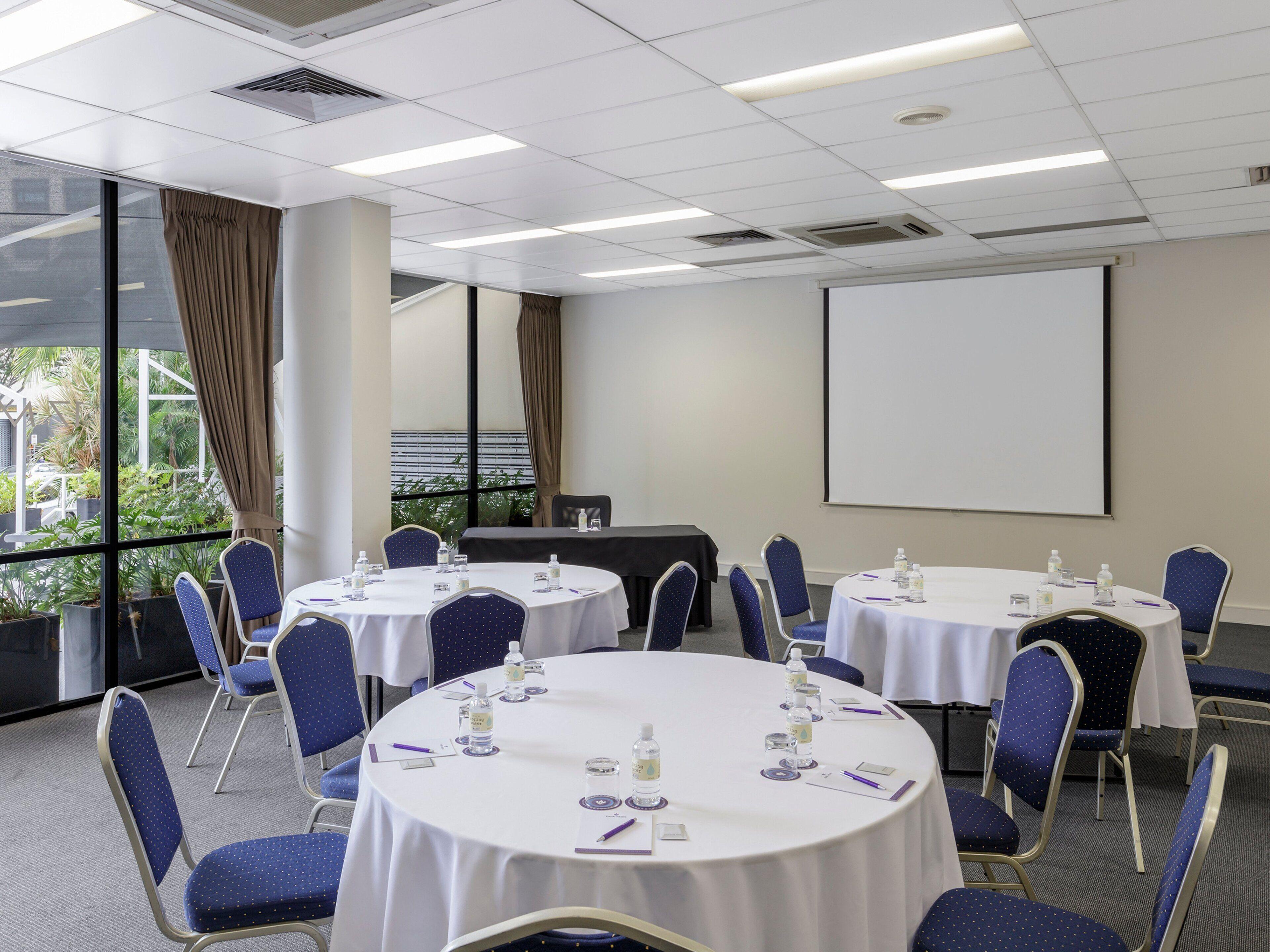 Aparthotel Park Regis North Quay