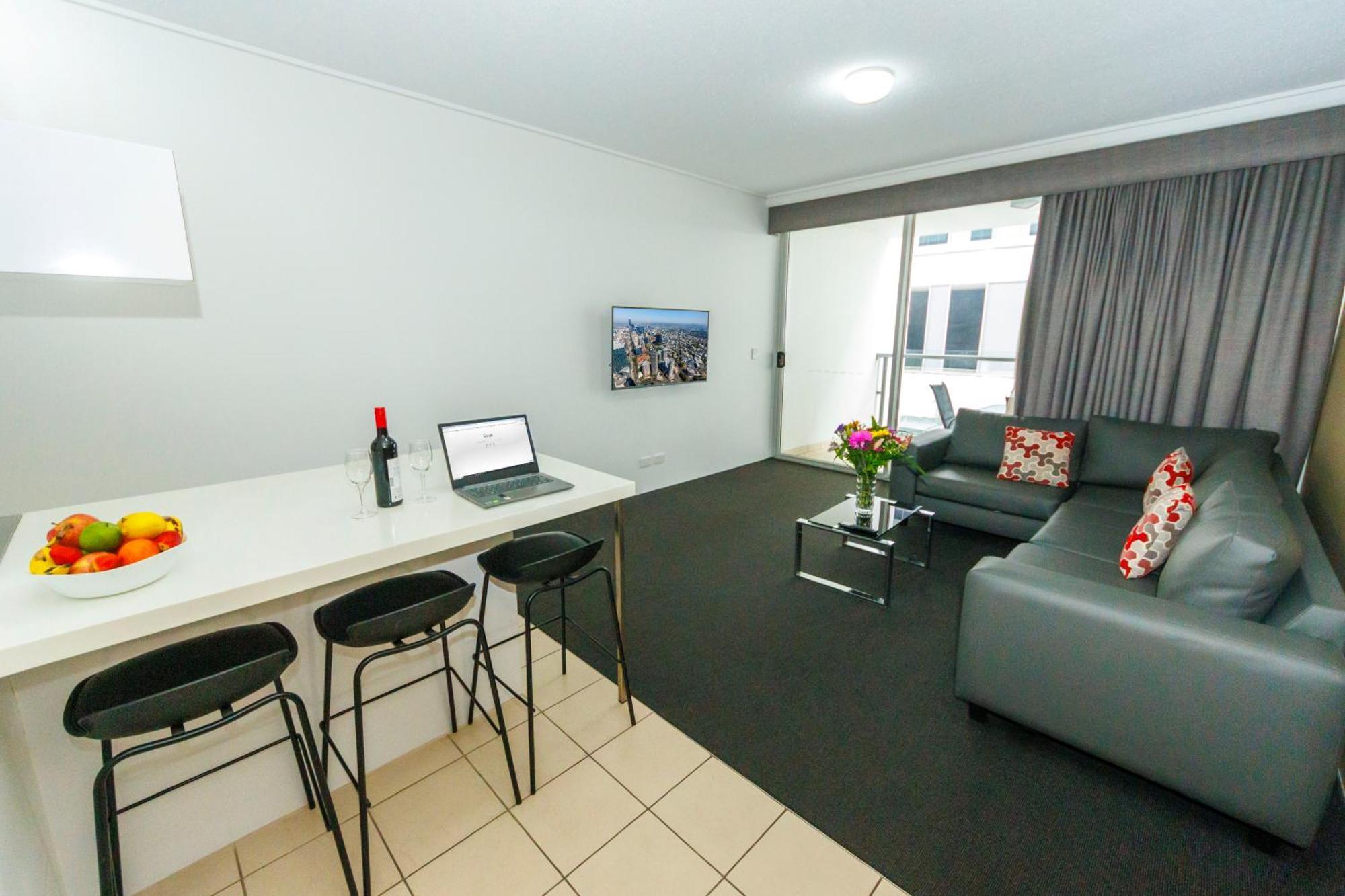 Aparthotel The Miro 4*